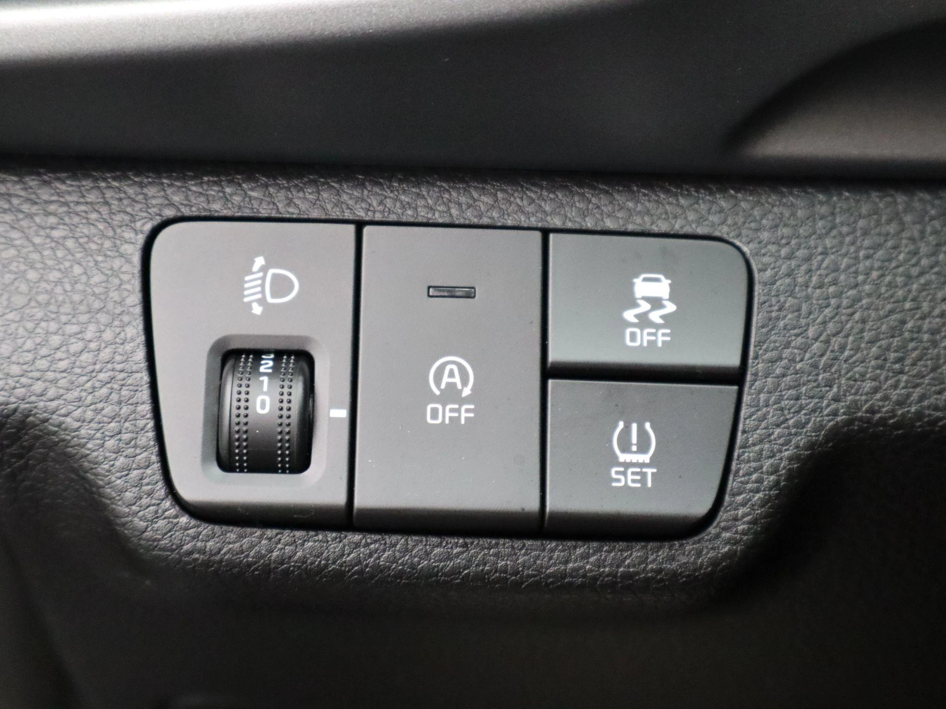 Kia-Stonic-image-25
