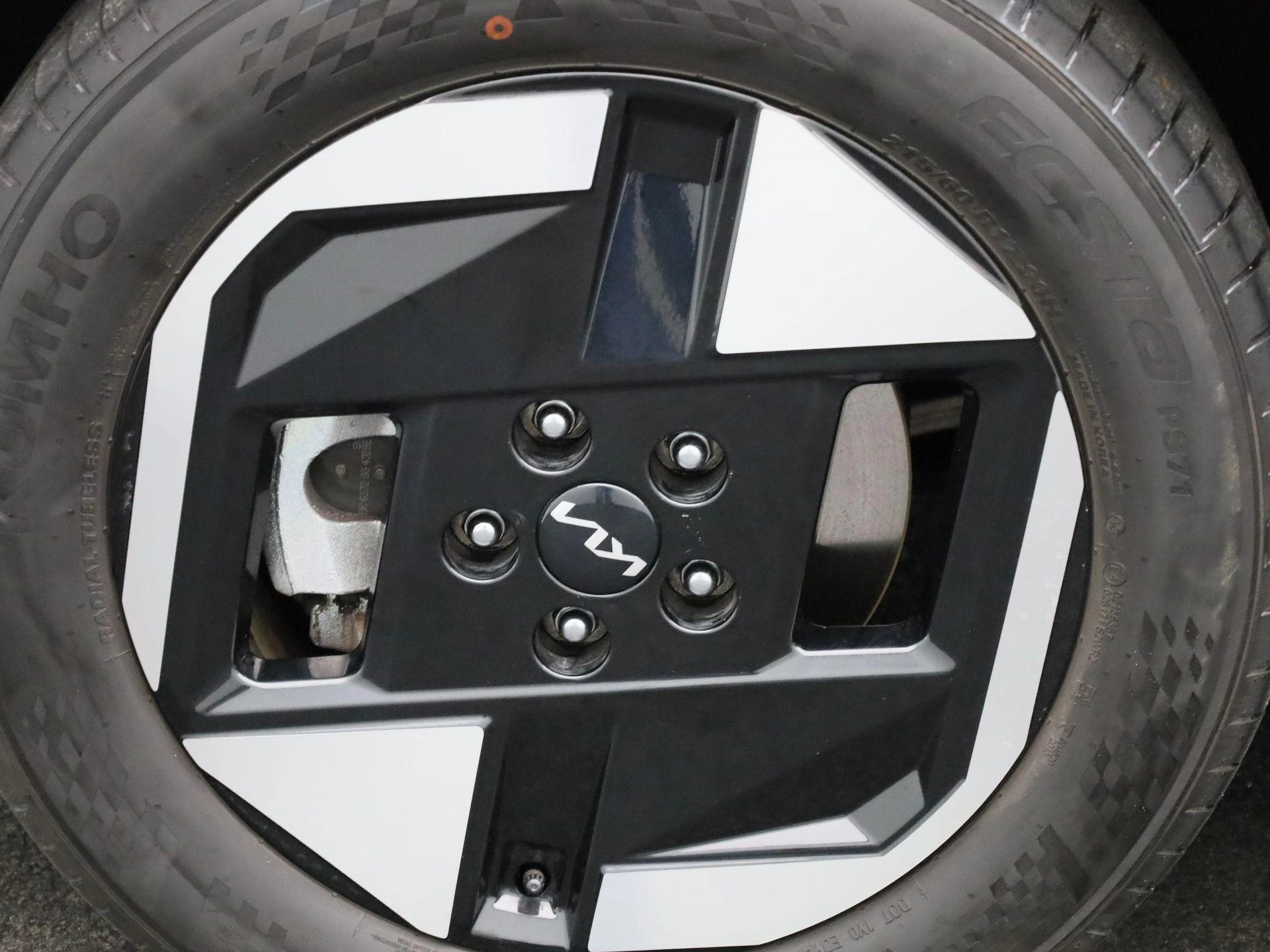 Kia-EV3-image-12