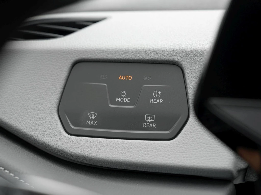Volkswagen ID.3 Pro Performance *LED*Navi*Kamera*ACC*Kessy*19" Wellington*ergo ActiveSitz *Parkassist*uvm.. Batteriezertifikat!