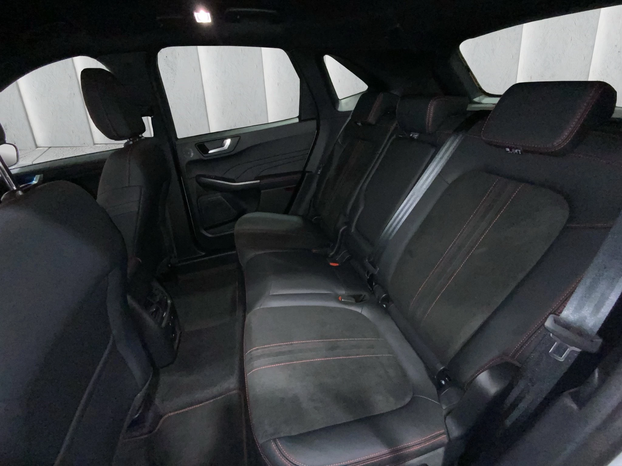 Ford Kuga ST-Line X Aut.*360GRAD*LED-MATRIX*NAVI*GRA*WINTER-PKT.