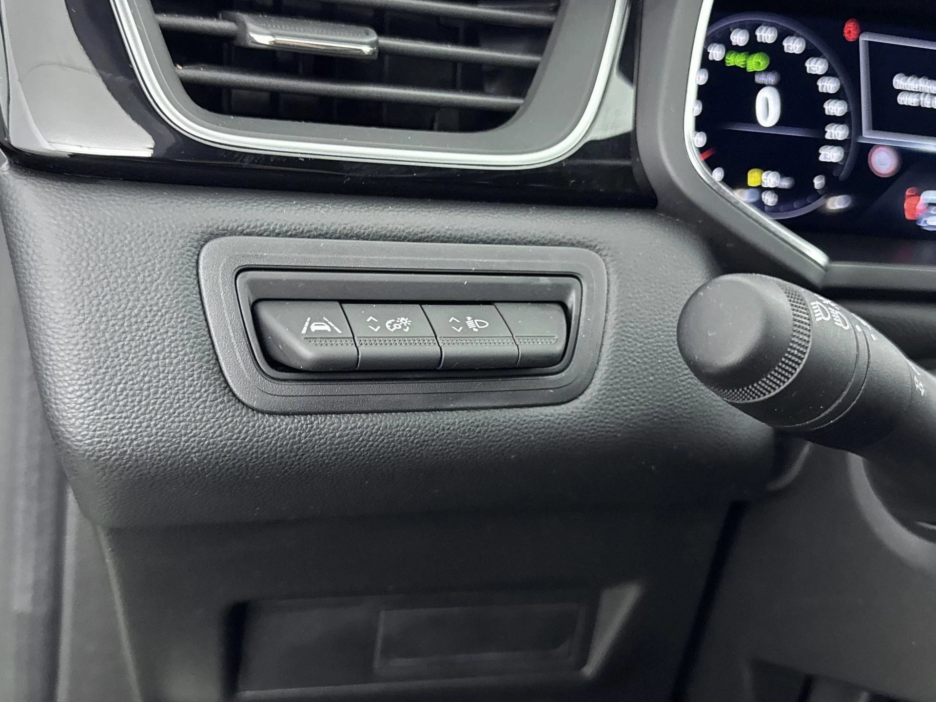Renault-Captur-image-14