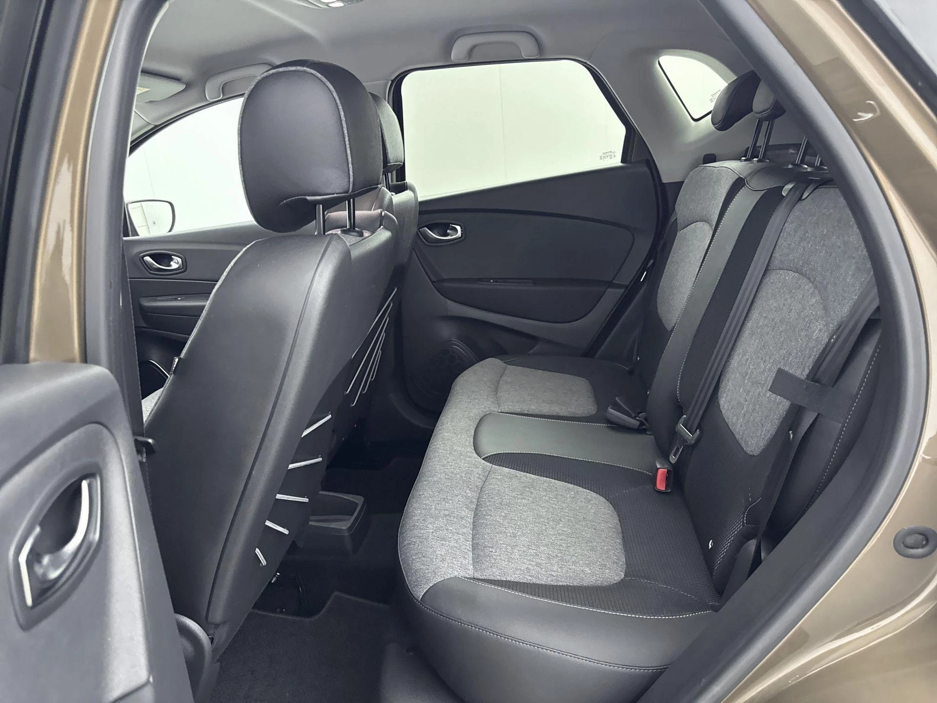 Renault Captur 1.2 TCe 120Pk Intens