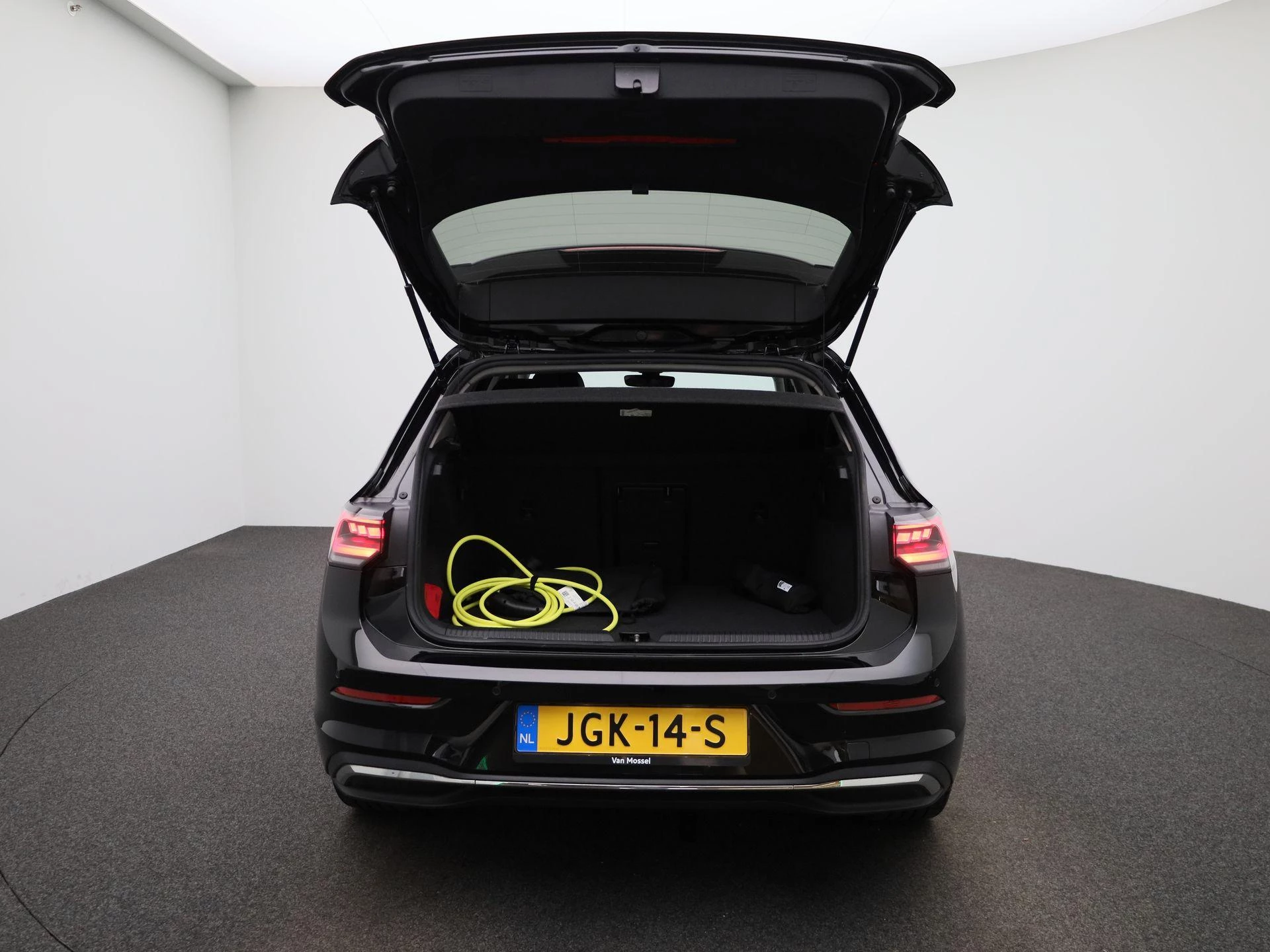 Volkswagen Golf 1.5 eHybrid Style Edition 204 PK|
