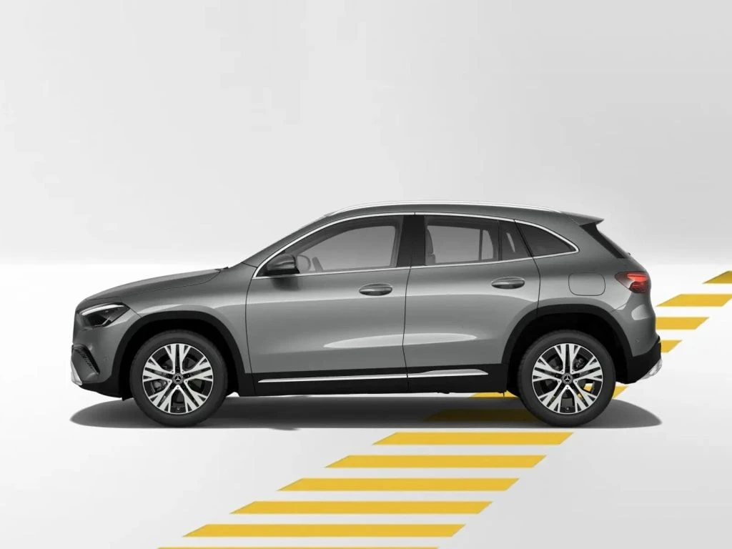Mercedes-Benz-GLA 200-image-3