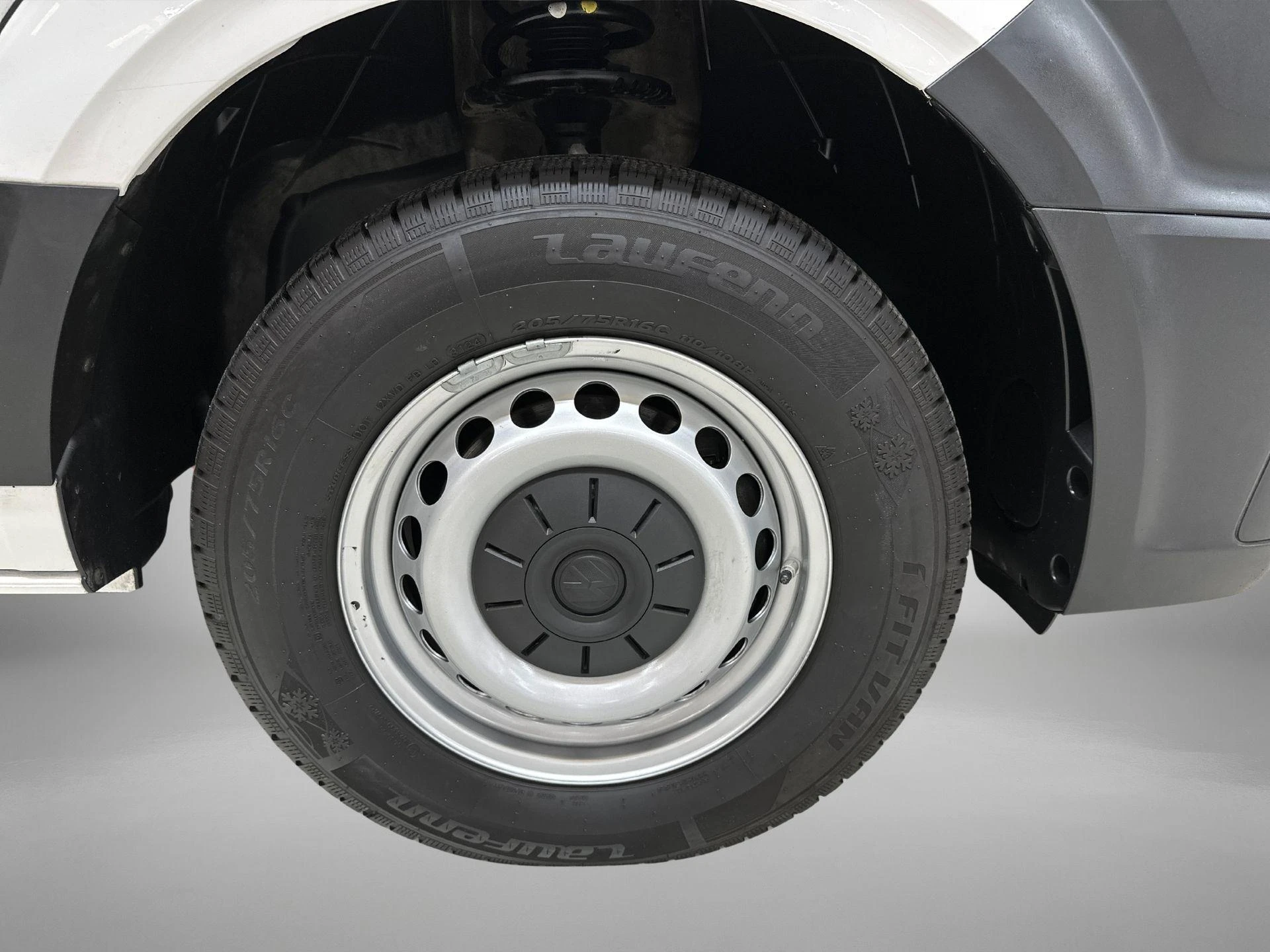 Volkswagen-Crafter-image-28