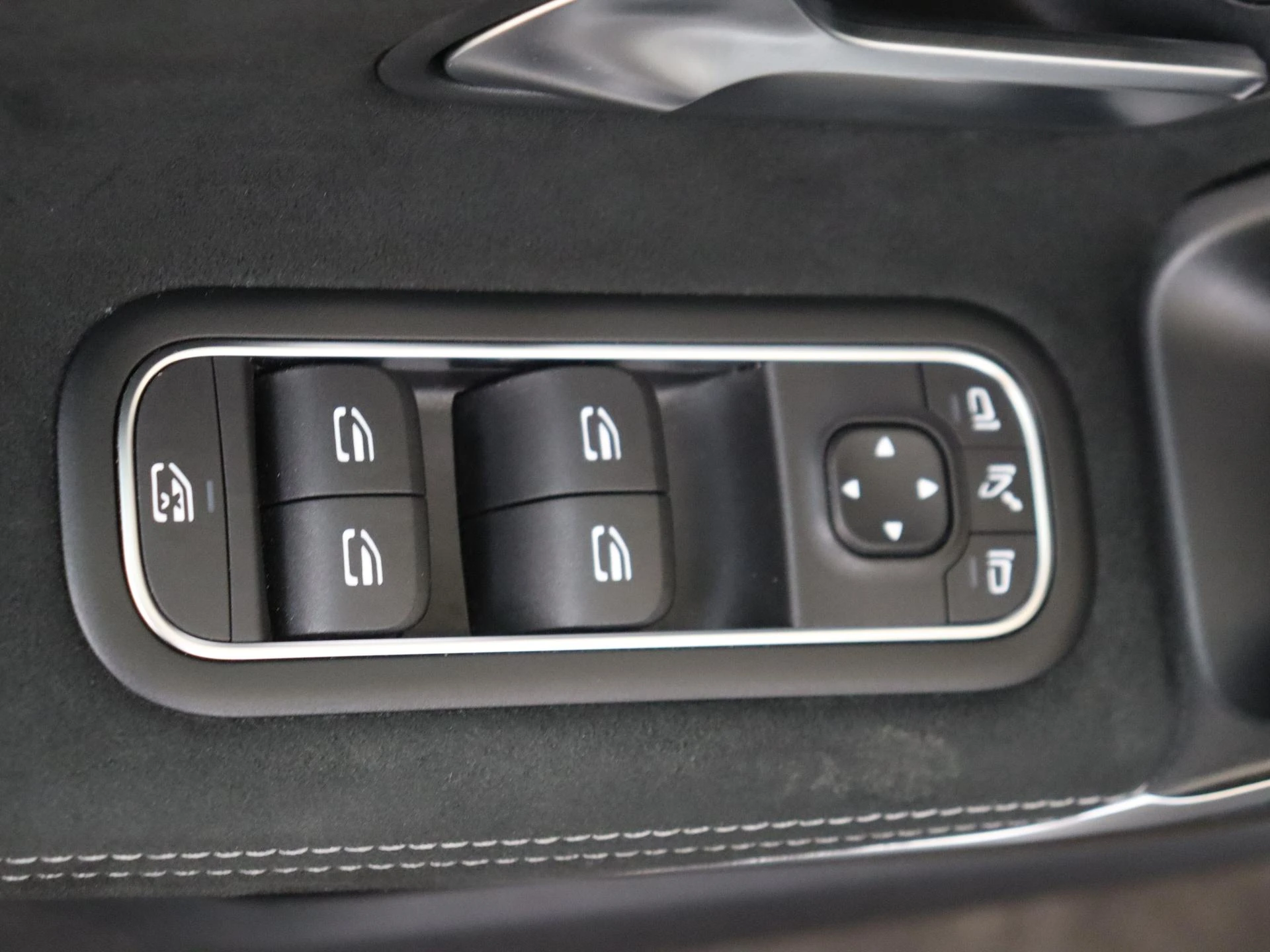 Mercedes-Benz A-Klasse 250 e Business Solution AMG