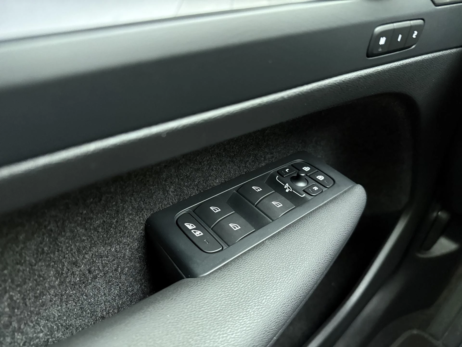 Volvo-XC40-image-15