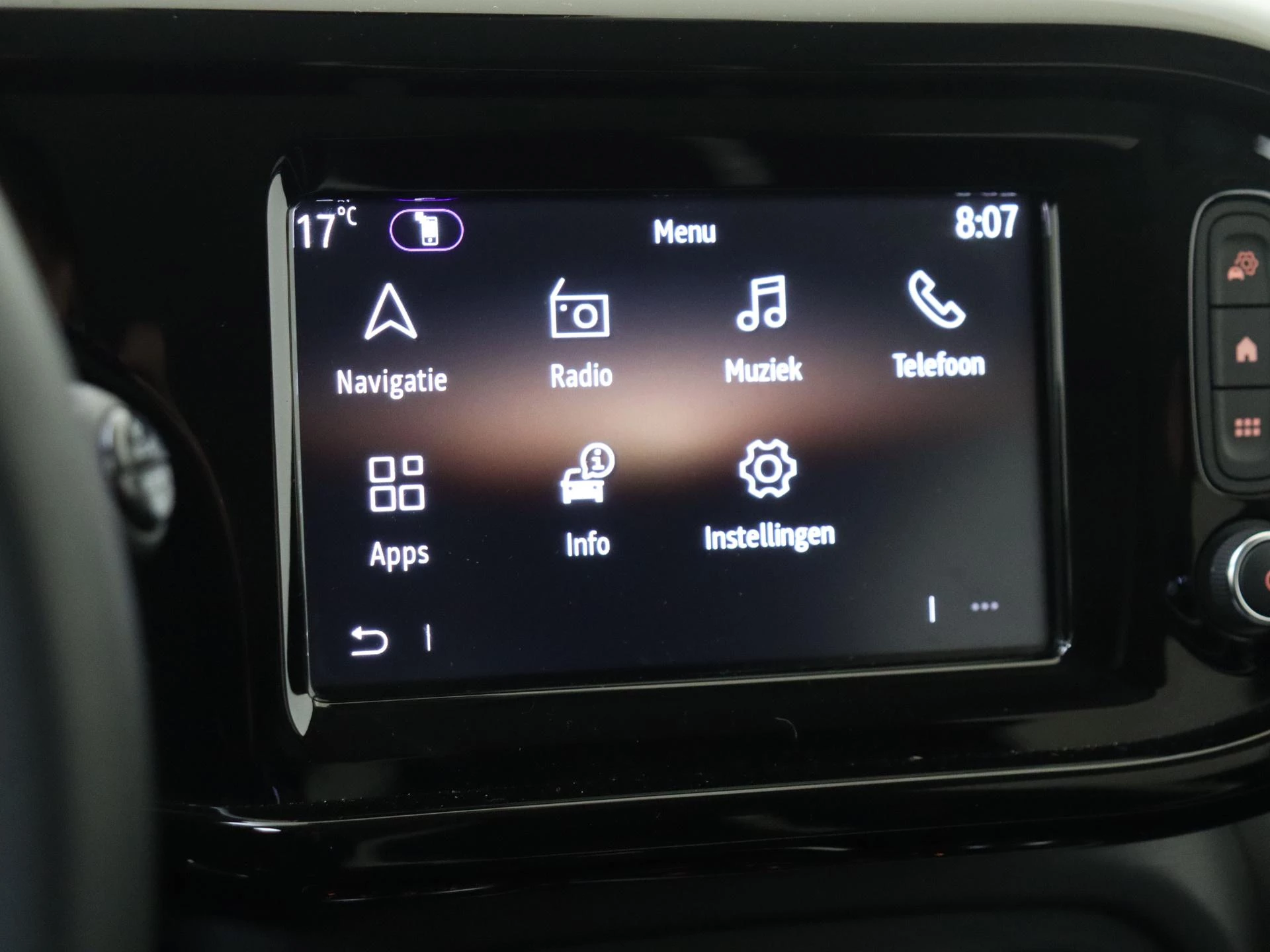 Renault-Twingo-image-15