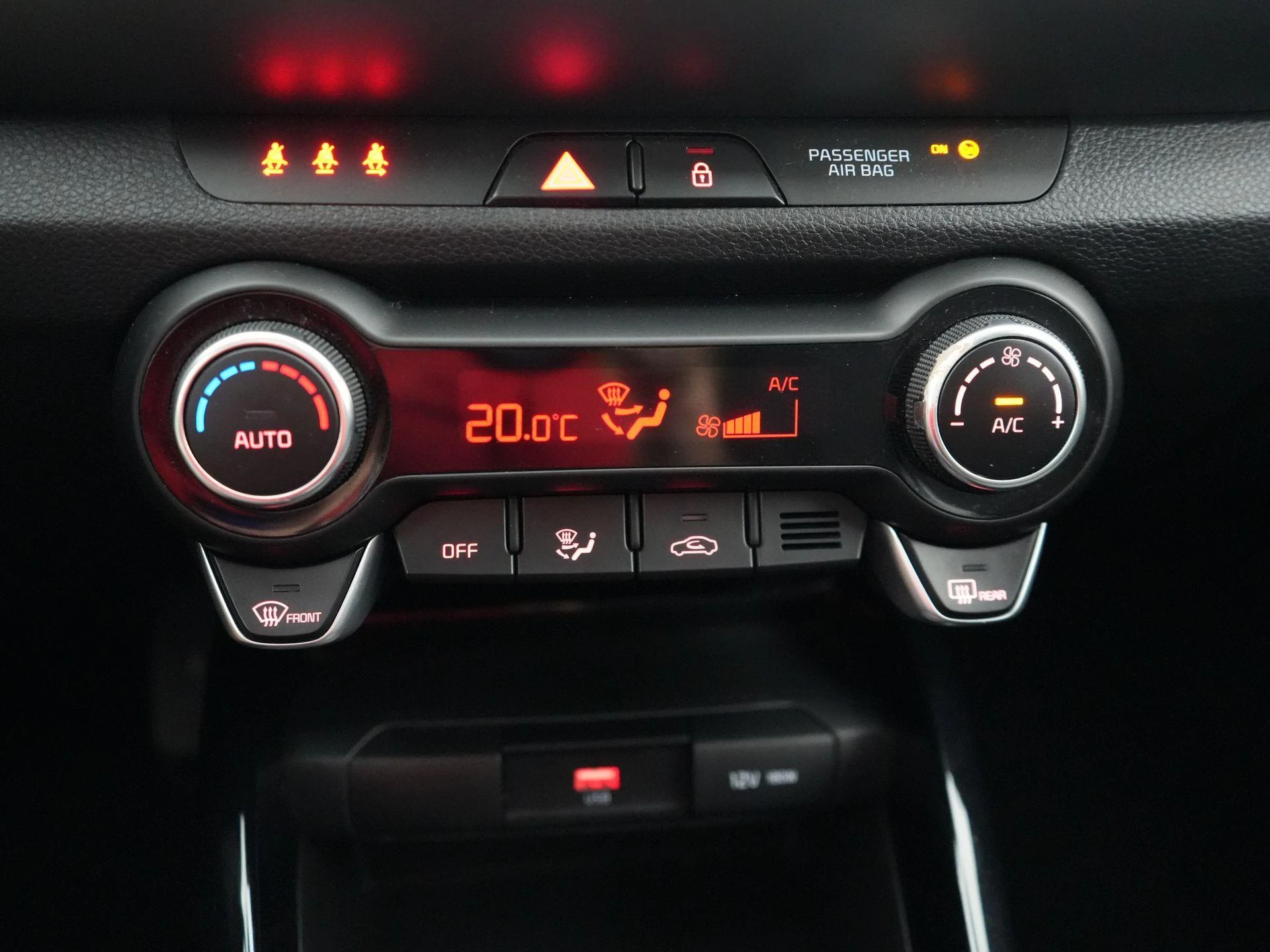 Kia-Stonic-image-12