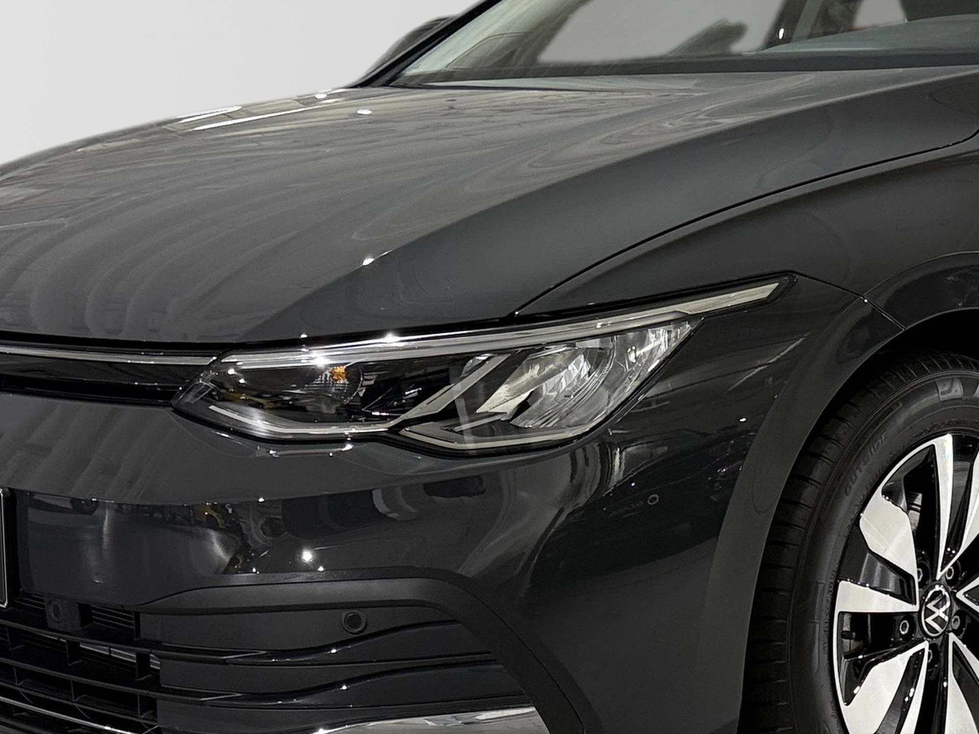 Volkswagen-Golf-image-20