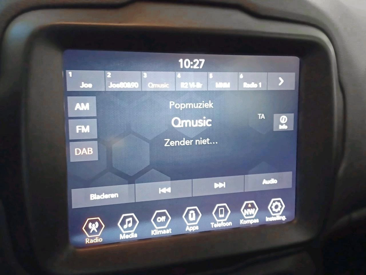 Jeep-Renegade-image-20