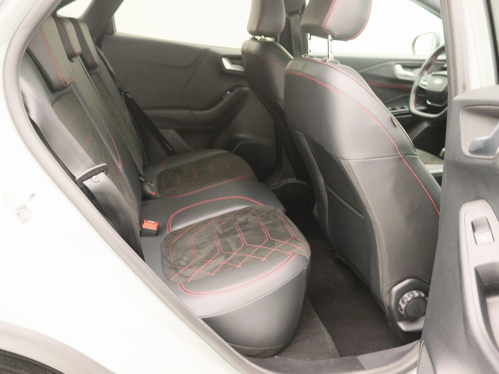 Ford Puma 1.0 EcoBoost Hybrid ST-Line X