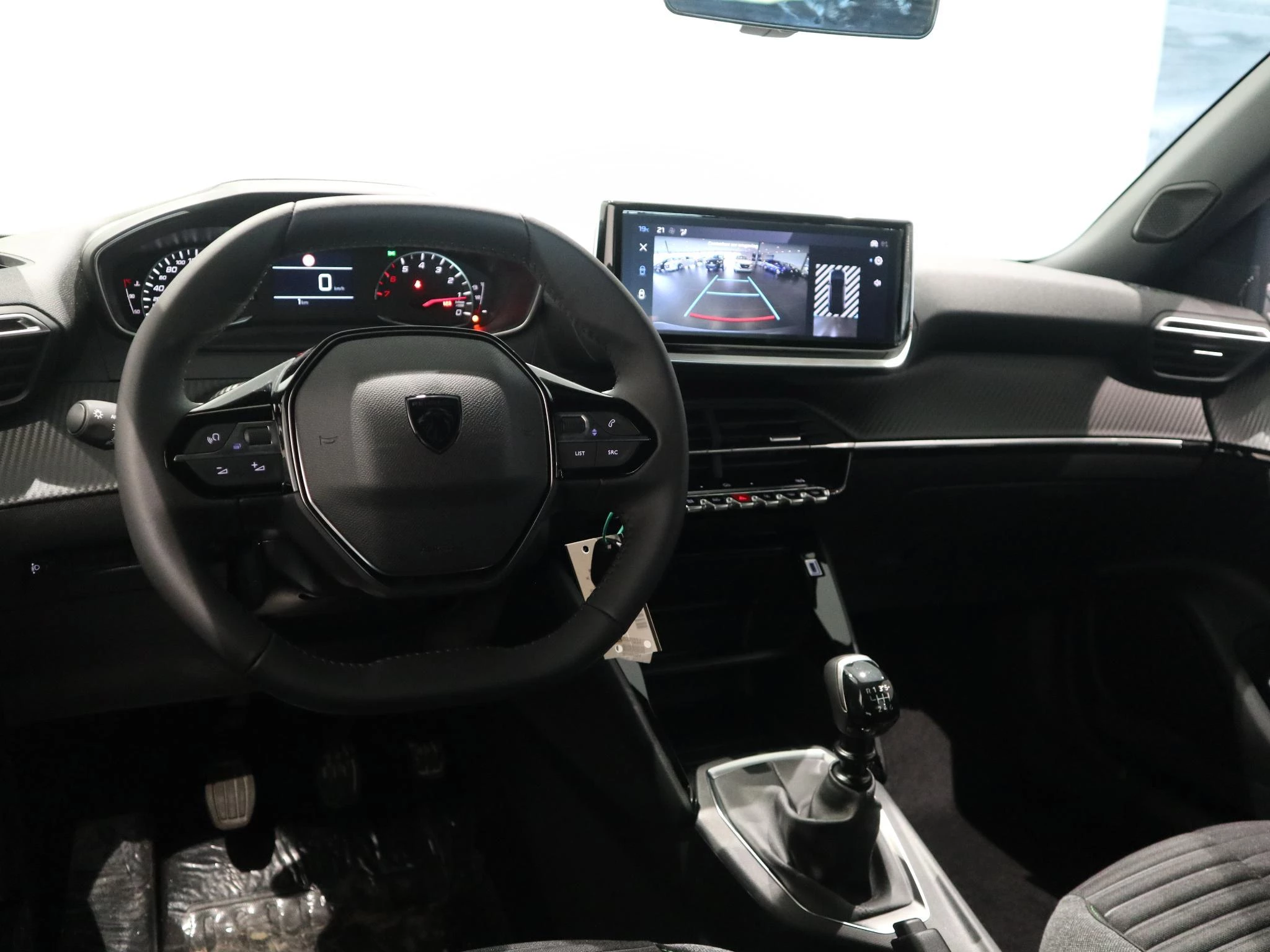 Peugeot-2008-image-10