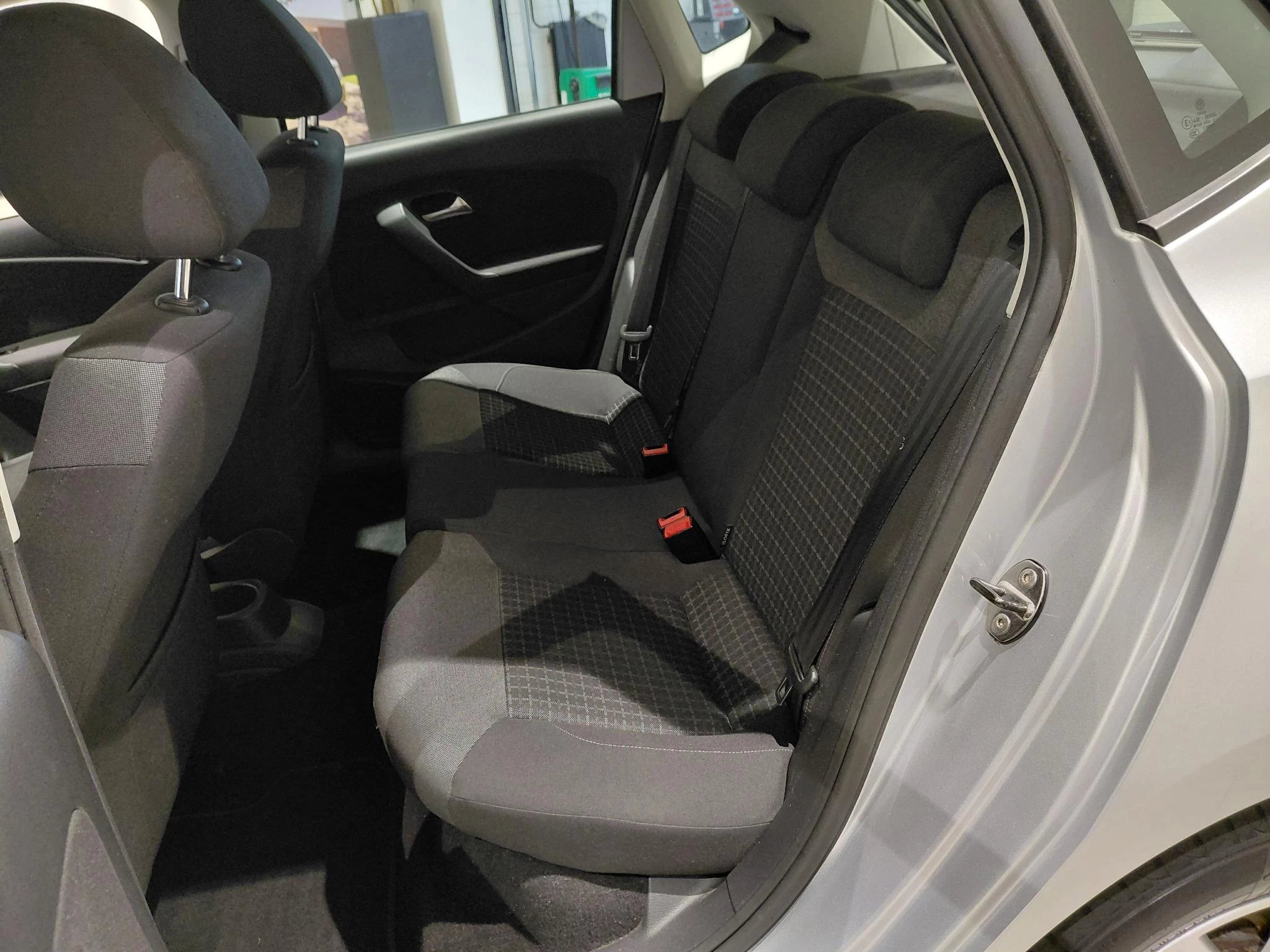 Volkswagen Polo 1.2 TSI Comfortline Business R