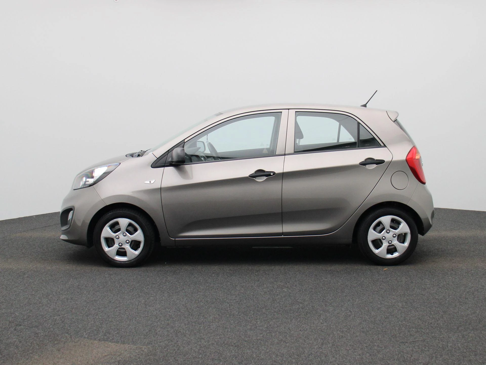 Kia-Picanto-image-3