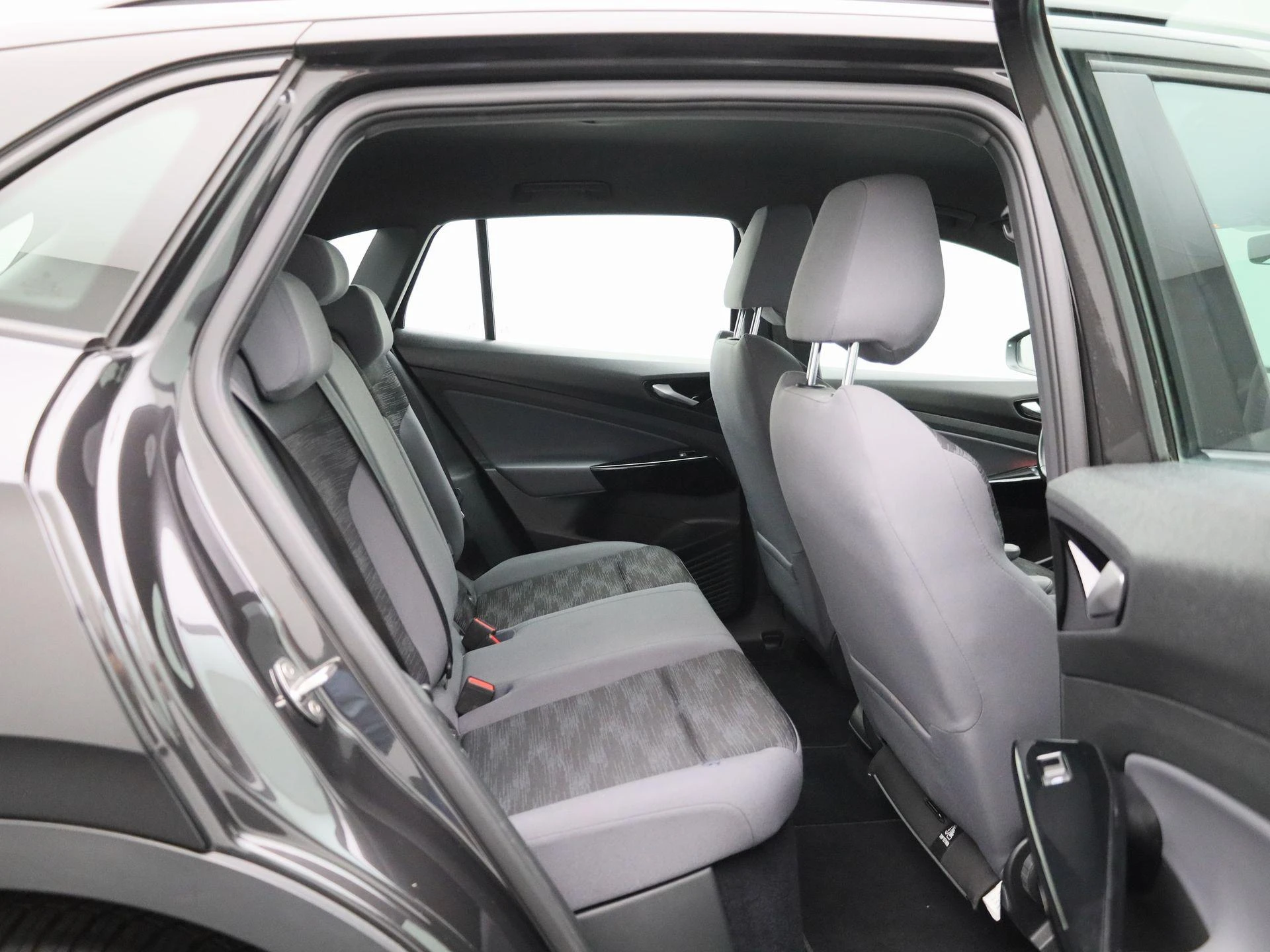 Volkswagen-ID.4-image-35