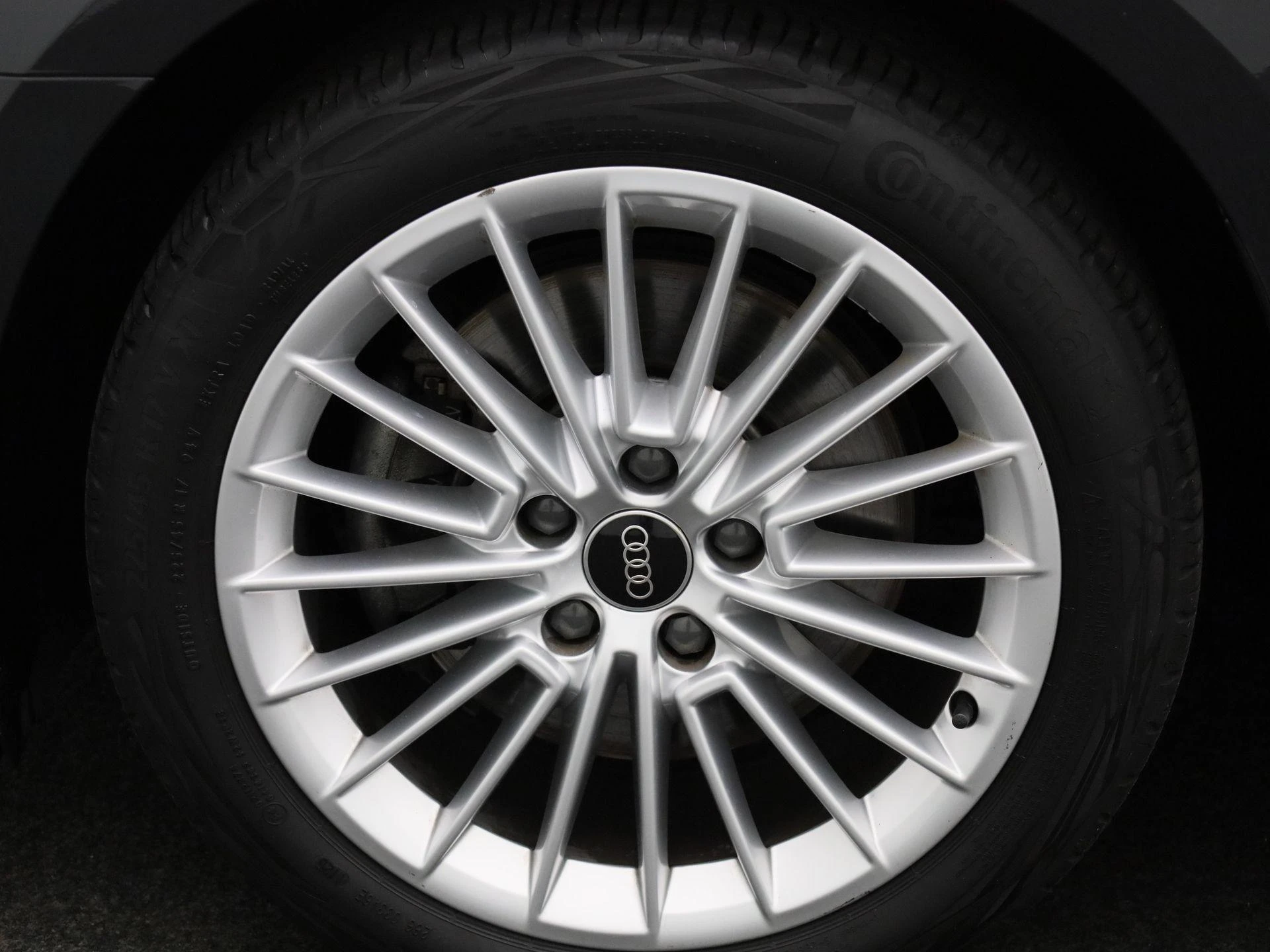 Audi A3 Limousine 30 TFSI Business edition