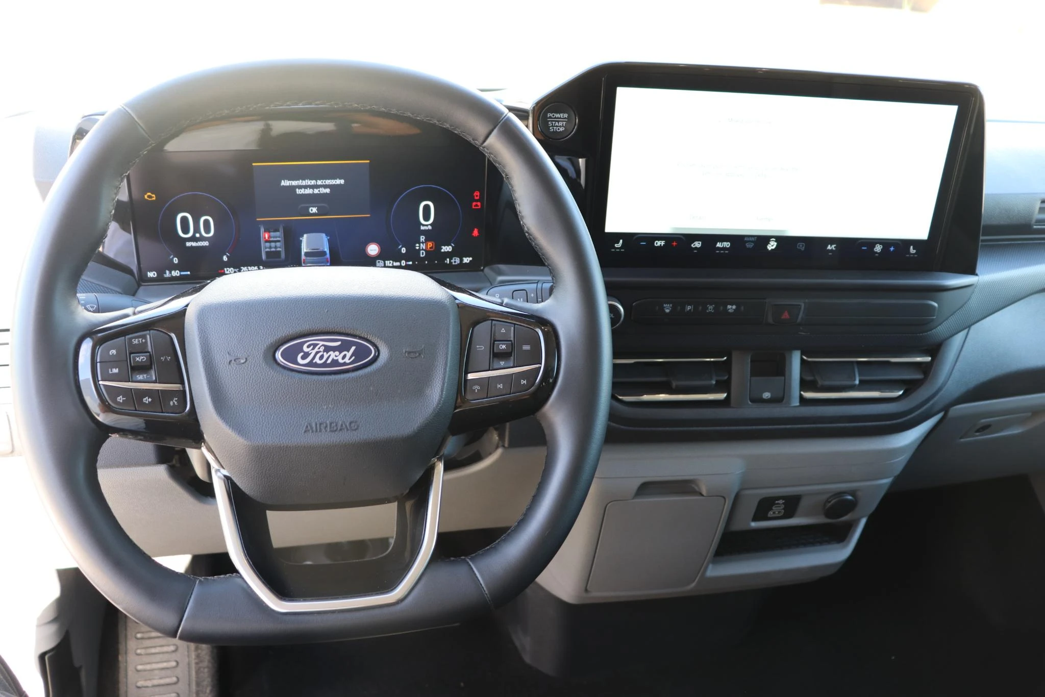 Ford-Transit Custom-image-14