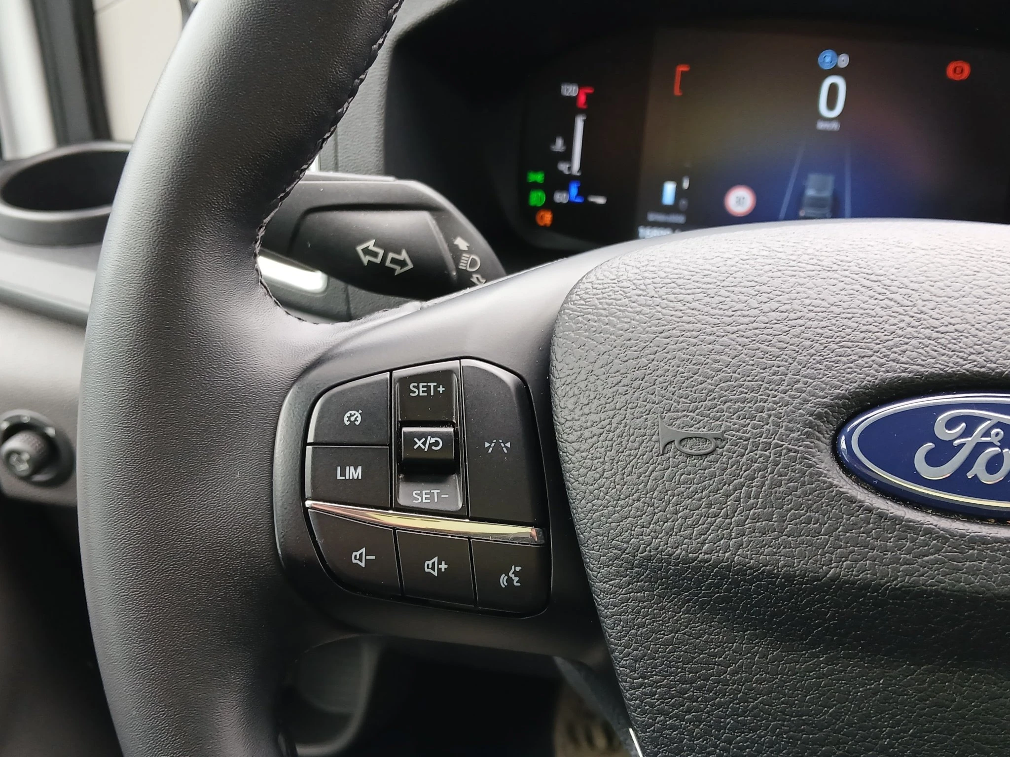 Ford-Transit-image-27