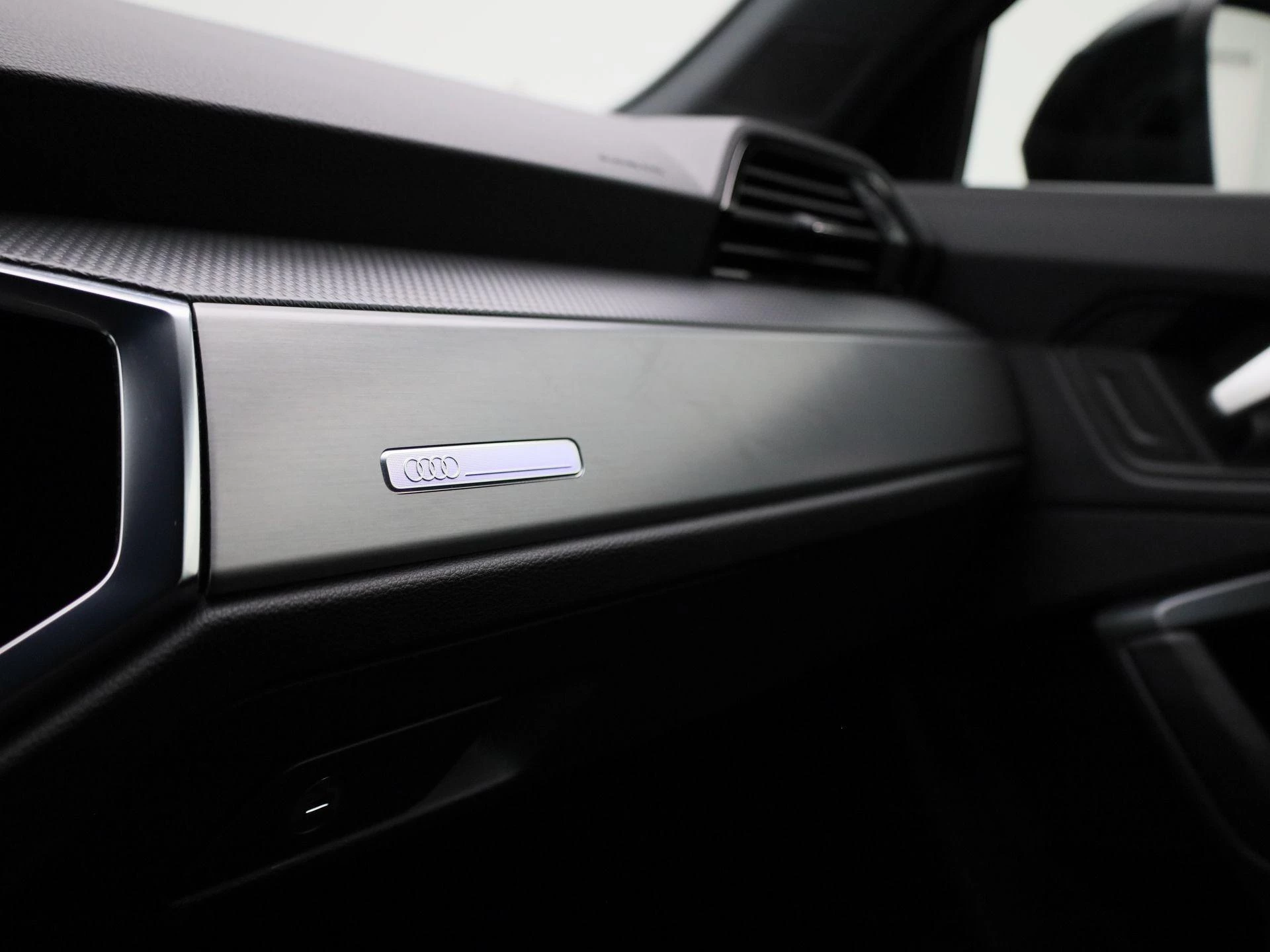 Audi-Q3-image-20
