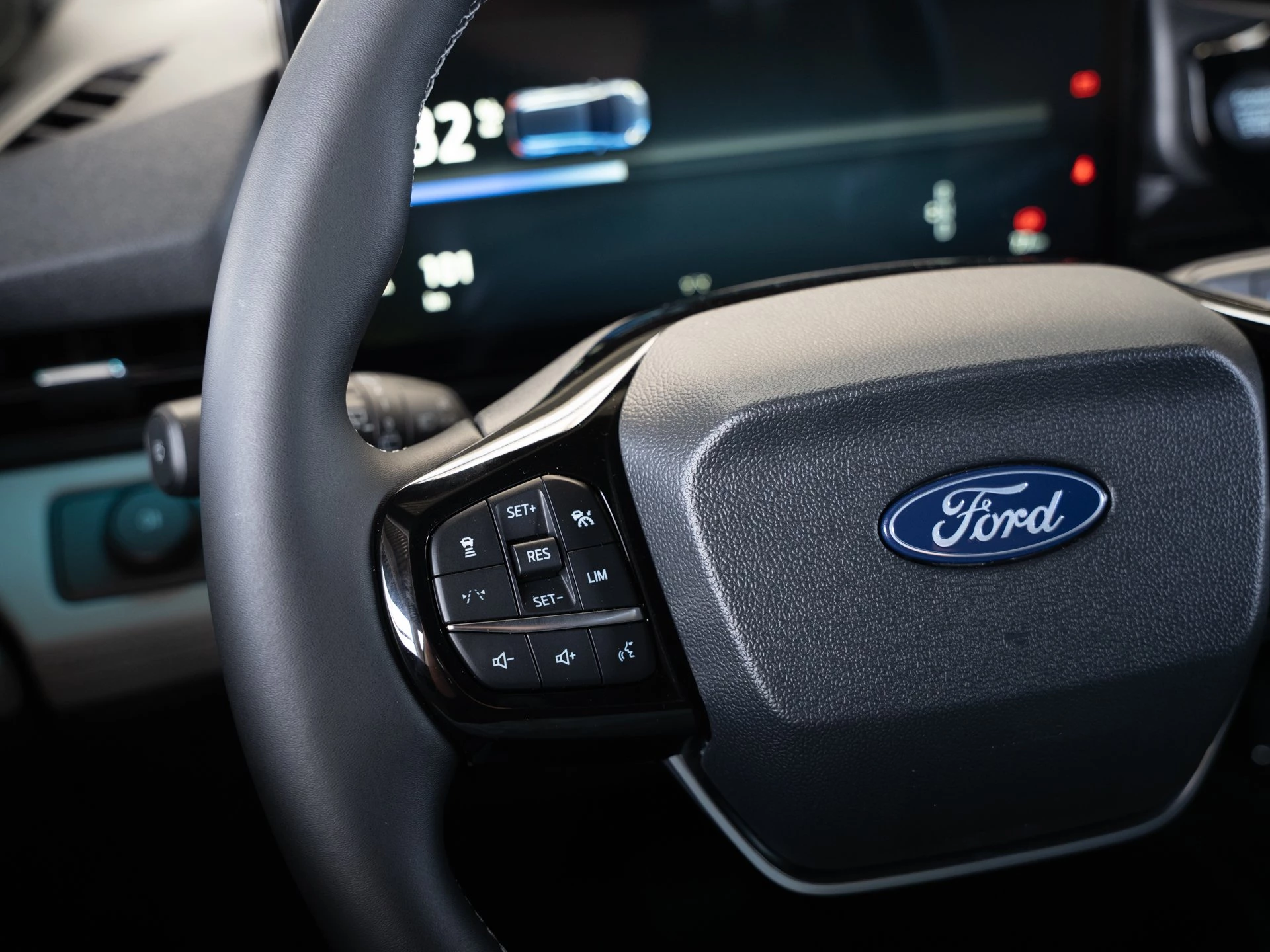 Ford-Puma Gen-E-image-16