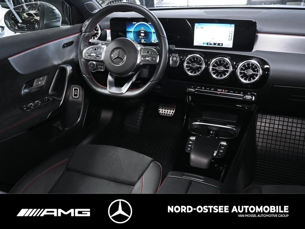 Mercedes-Benz A-Klasse 250 e AMG AHK PDC PANO BURMESTER TEMPOMAT AMG Line