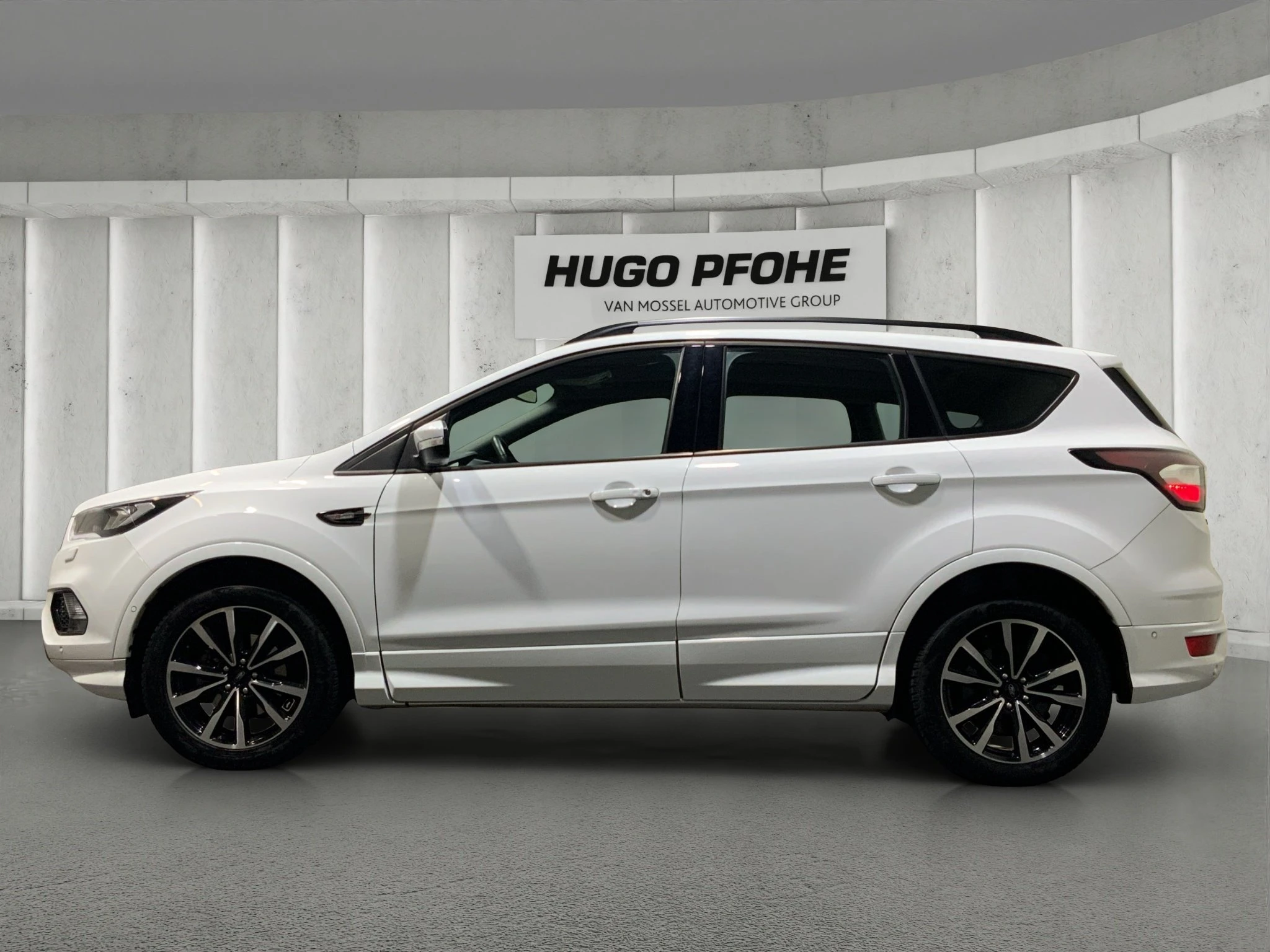 Ford Kuga 1.5 EcoBoost ST-Line 4x2 | GJR | Winter-Paket