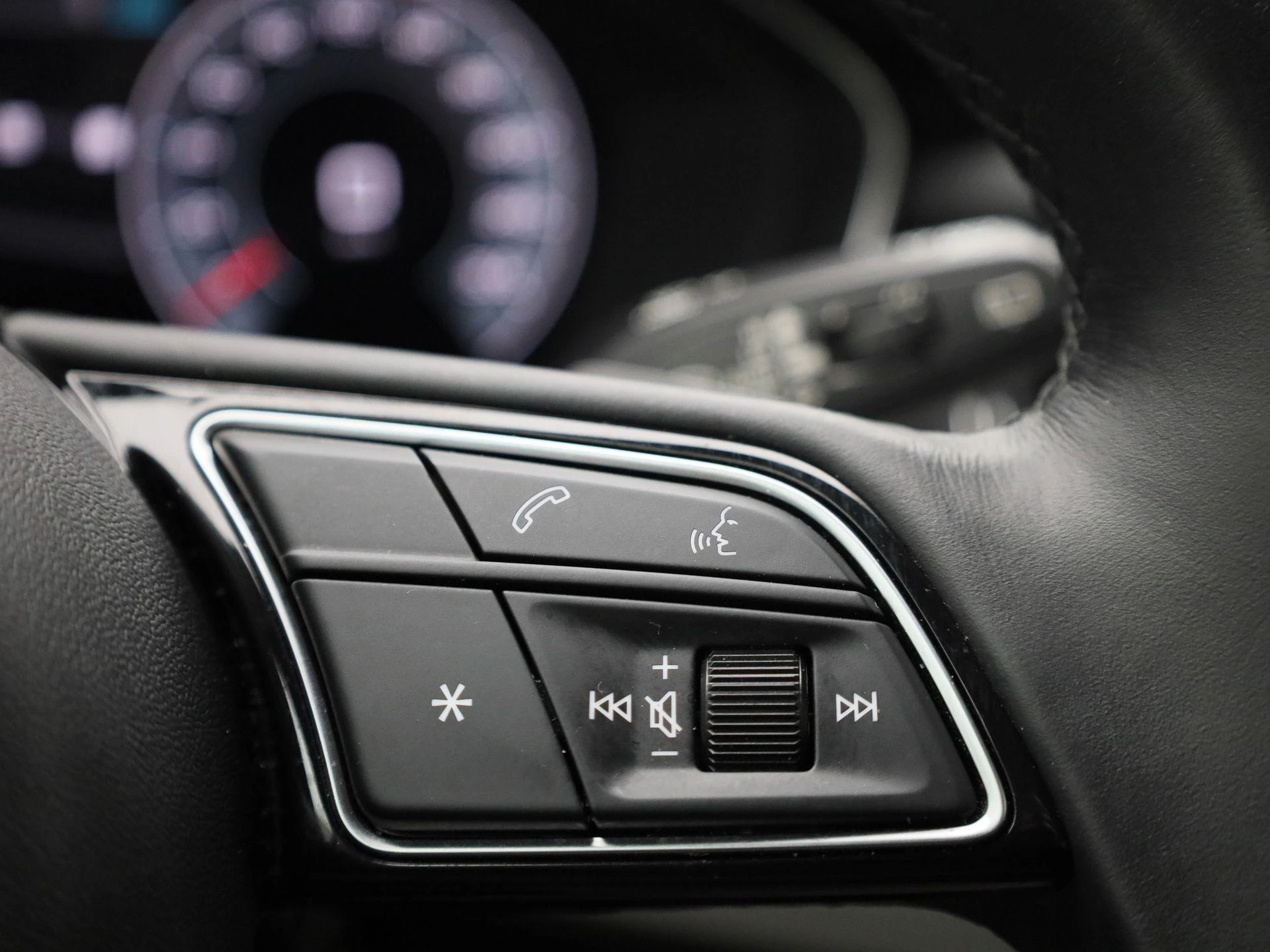 Audi-A4-image-25