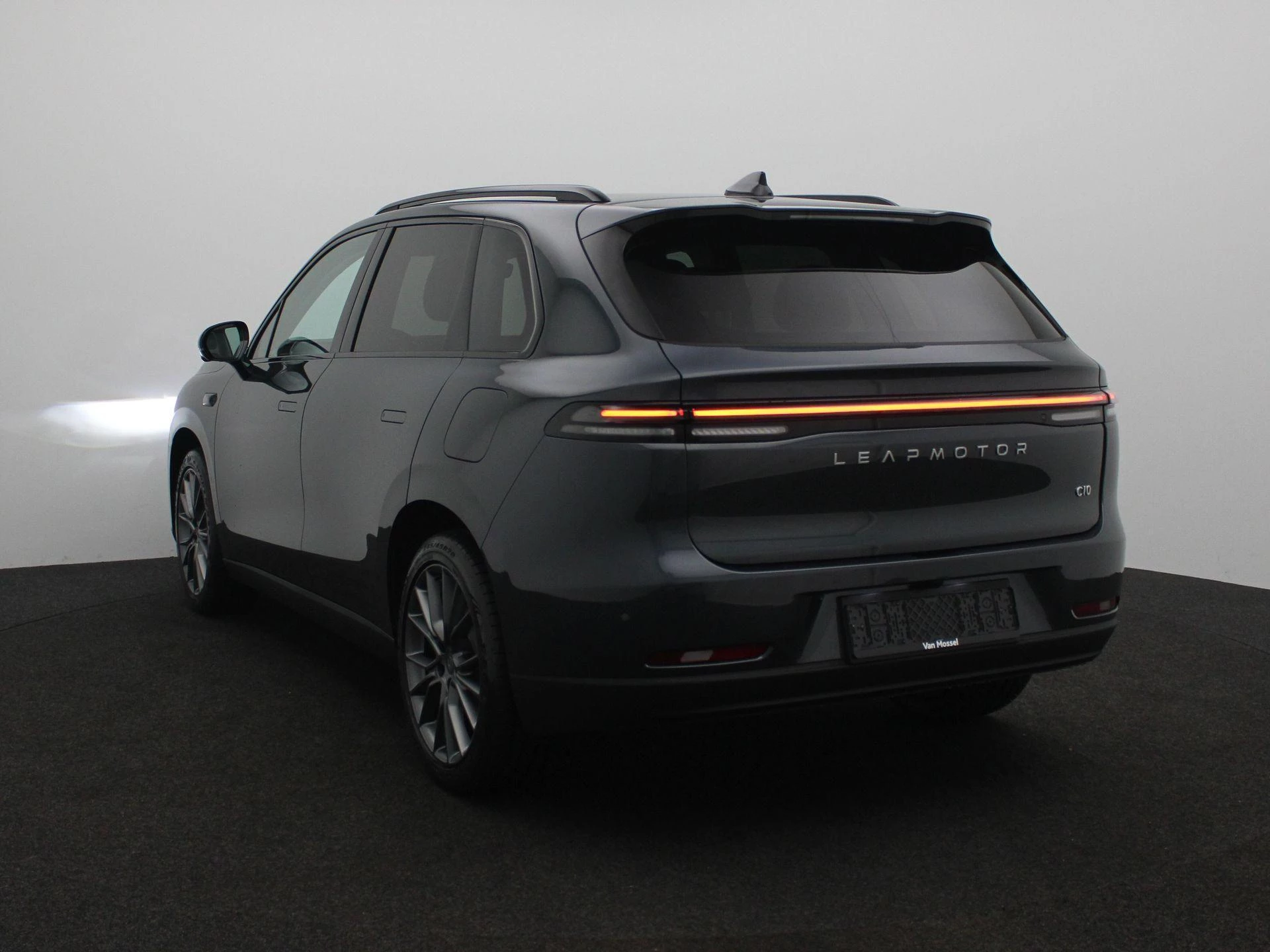 Leapmotor-C10-image-1