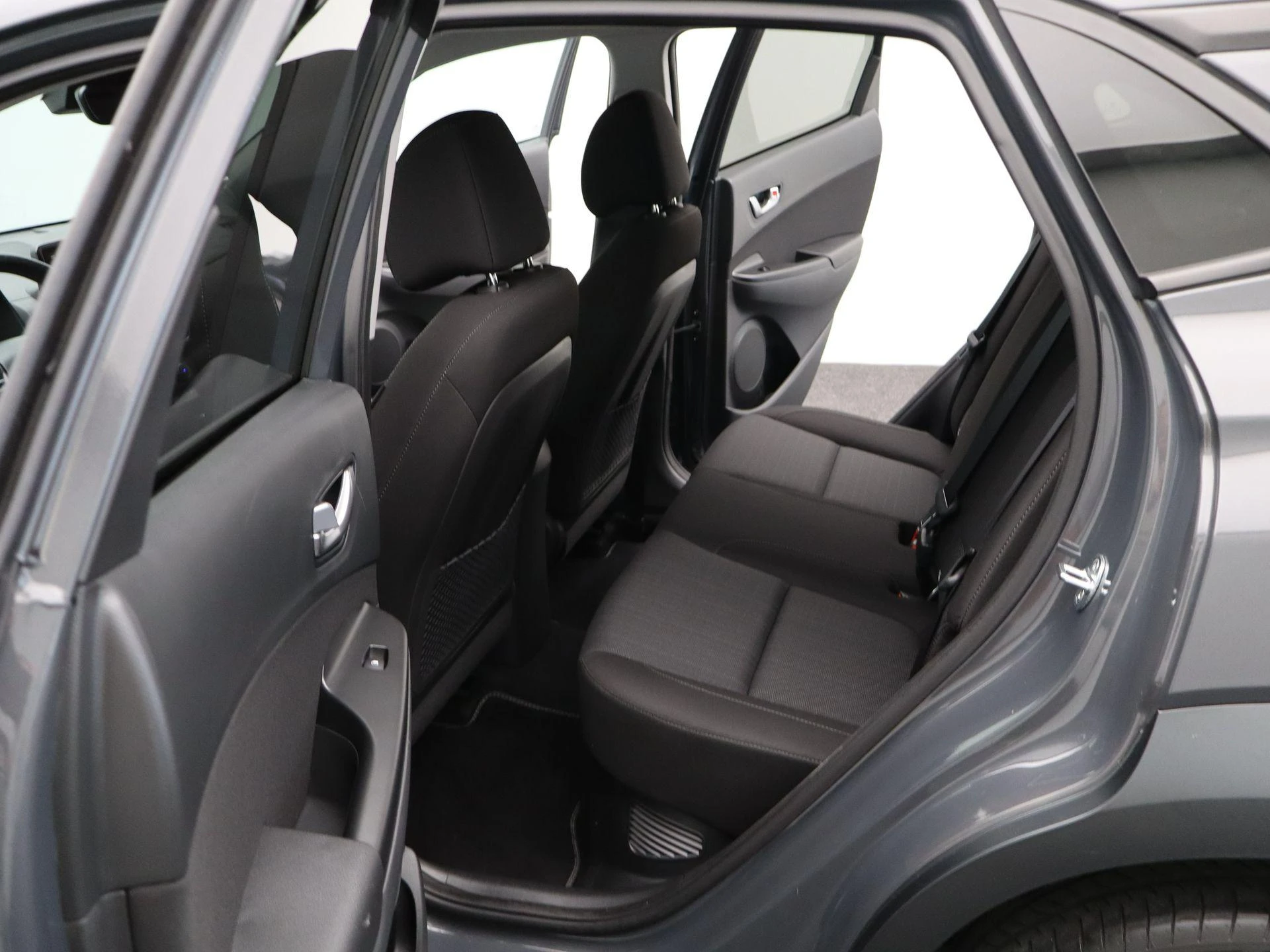 Hyundai-Kona-image-12