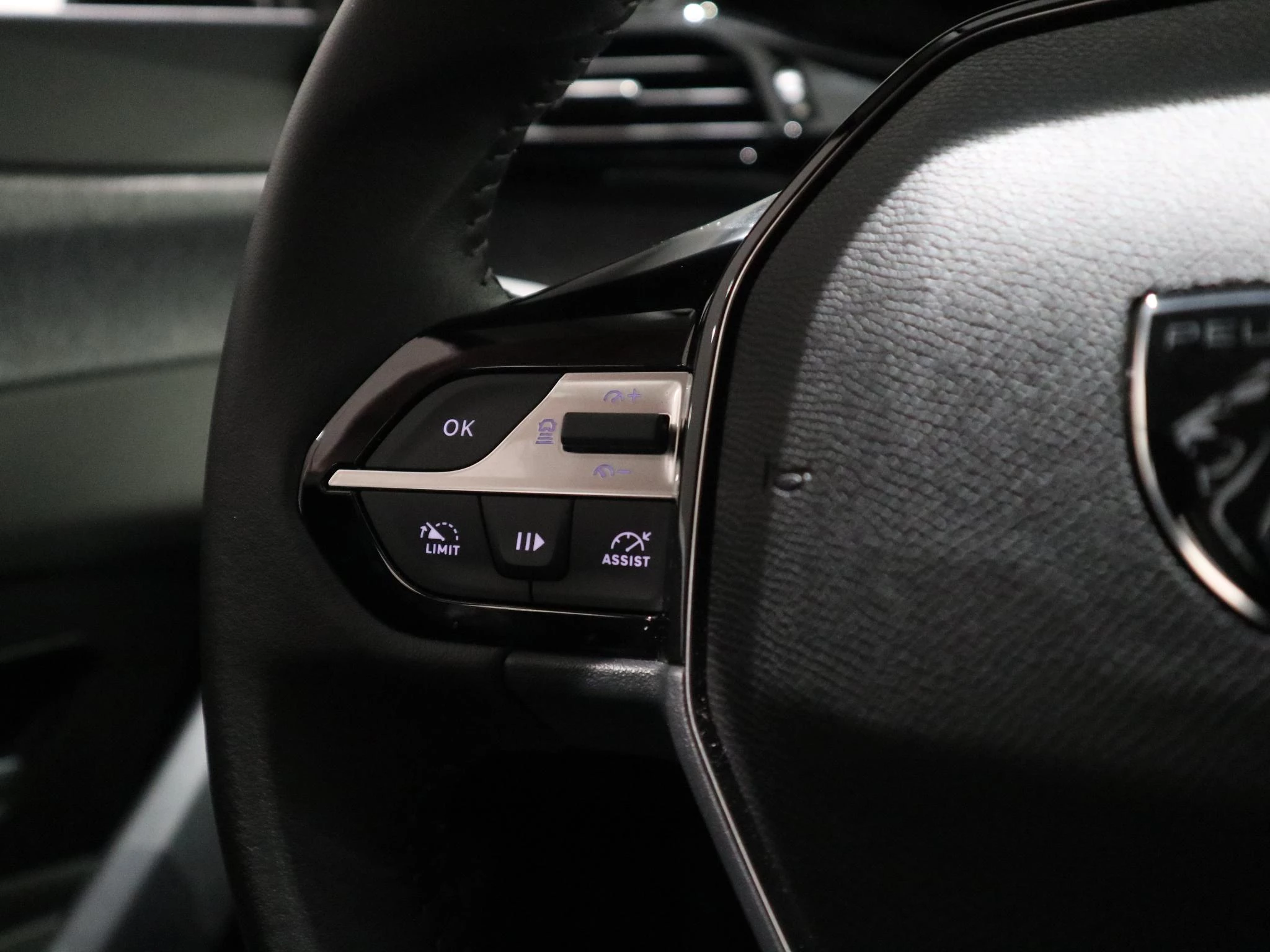 Peugeot-408-image-20