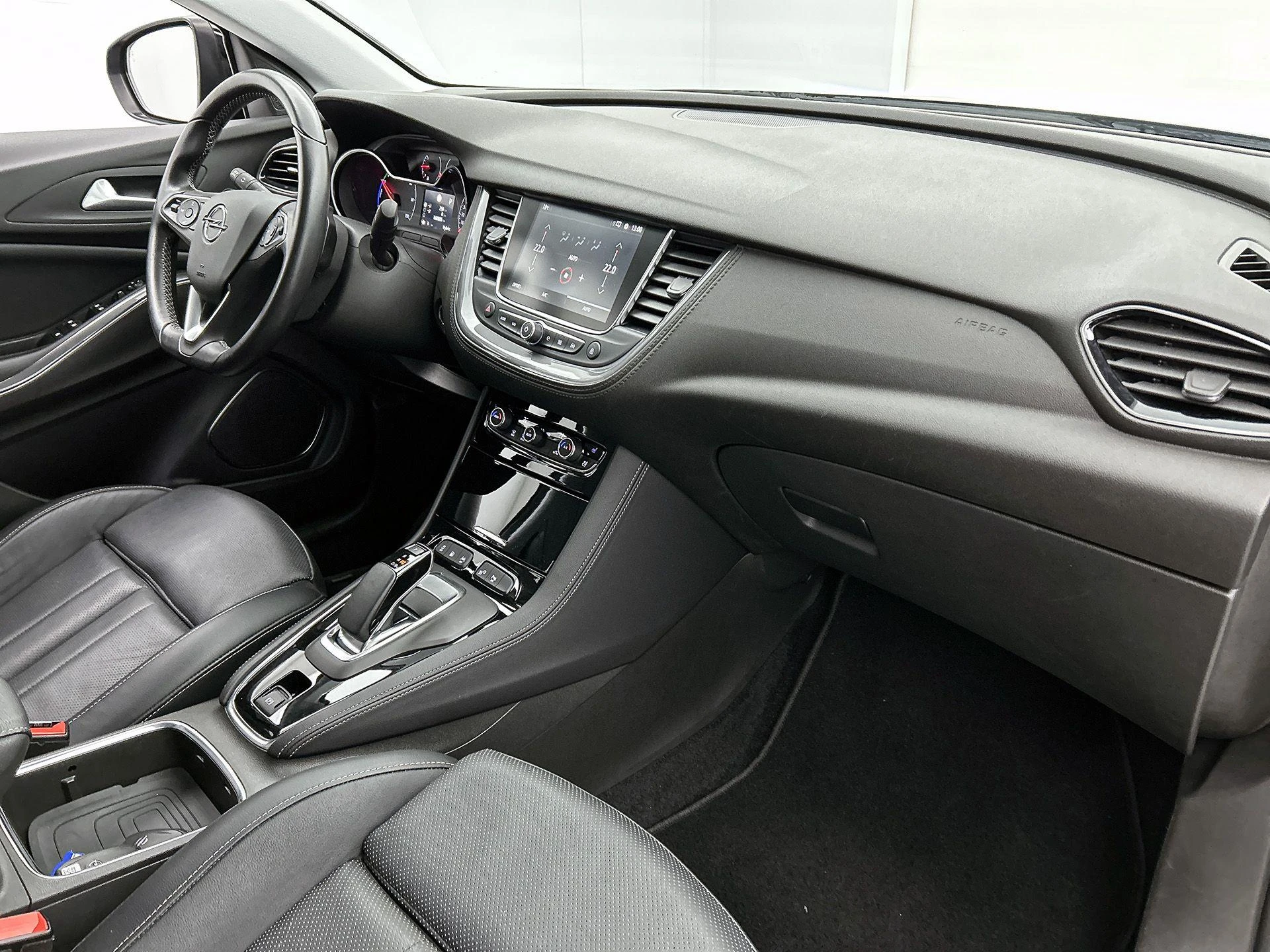 Opel-Grandland X-image-22