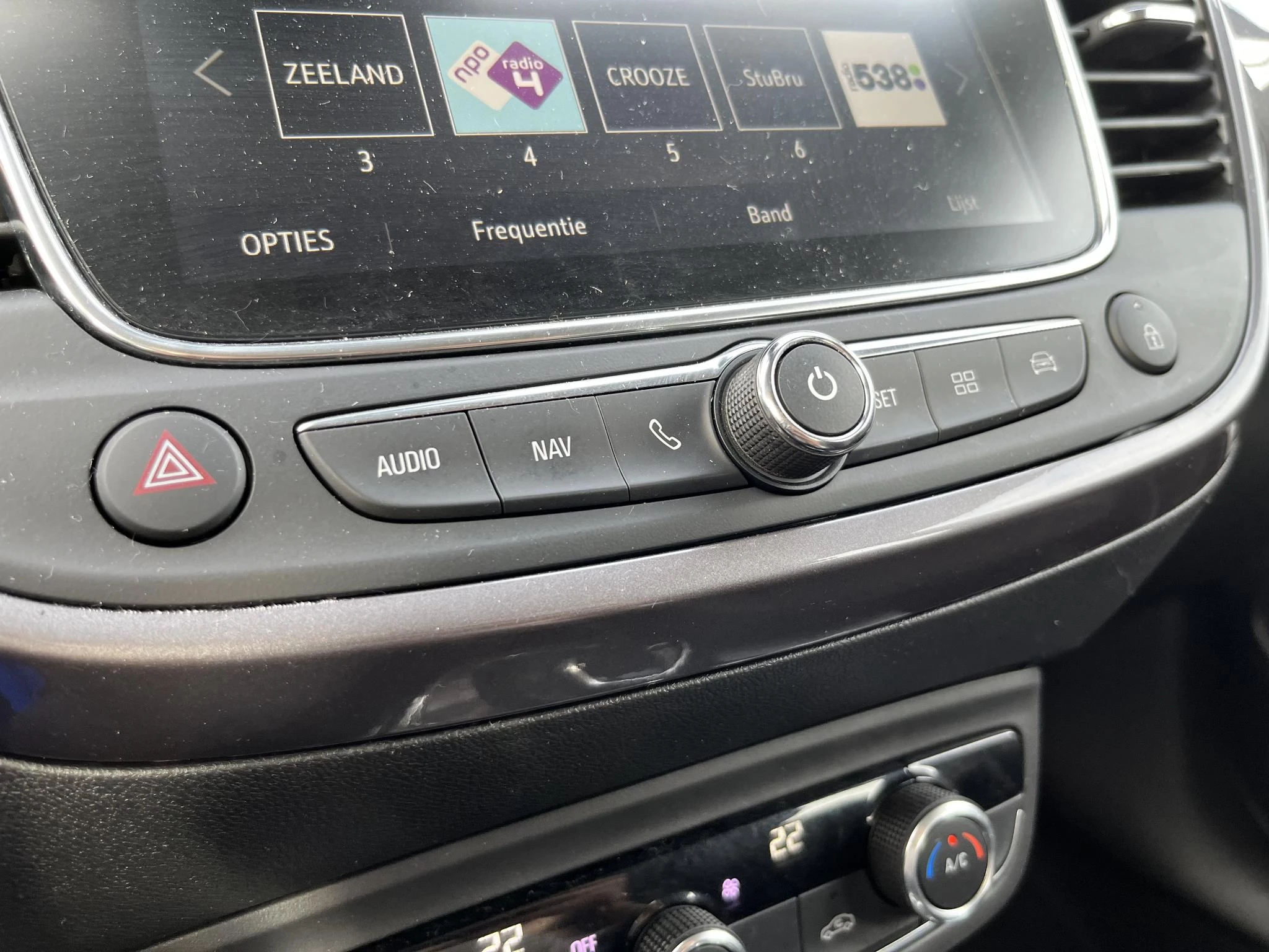 Opel-Crossland X-image-40