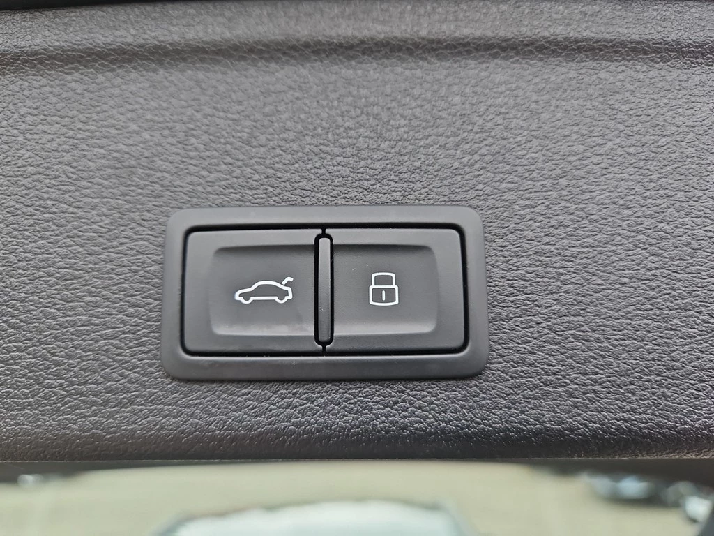 Audi A4 Avant 35 TFSI S tronic *Navi*Matrix*Kamera*