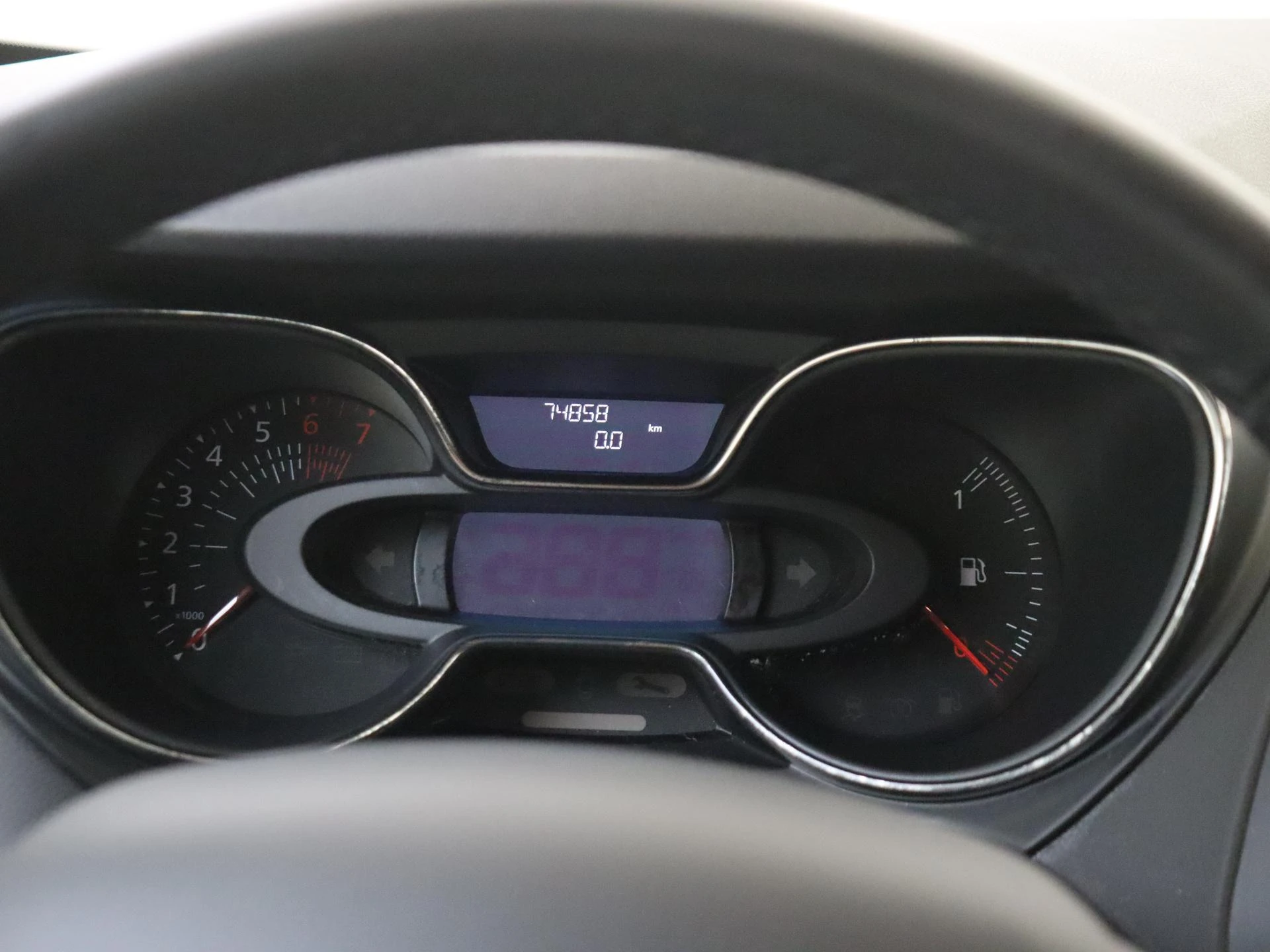 Renault-Captur-image-10
