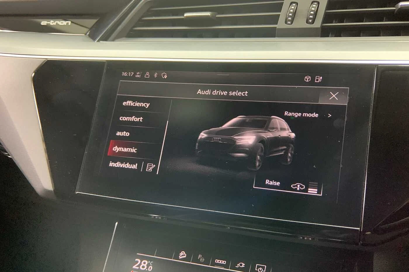 Audi-Q8 e-tron-image-20