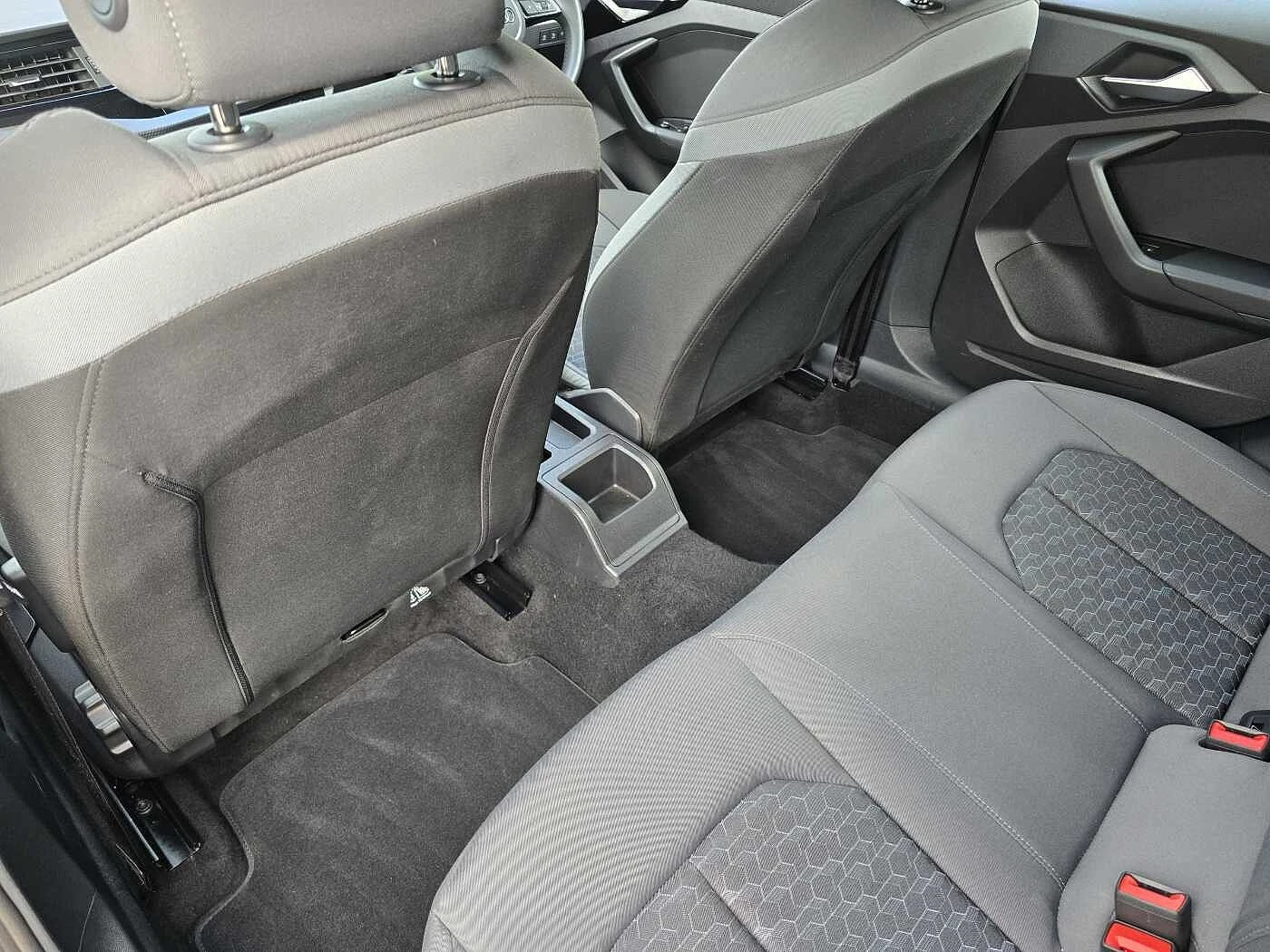 Audi-A1 Sportback-image-41