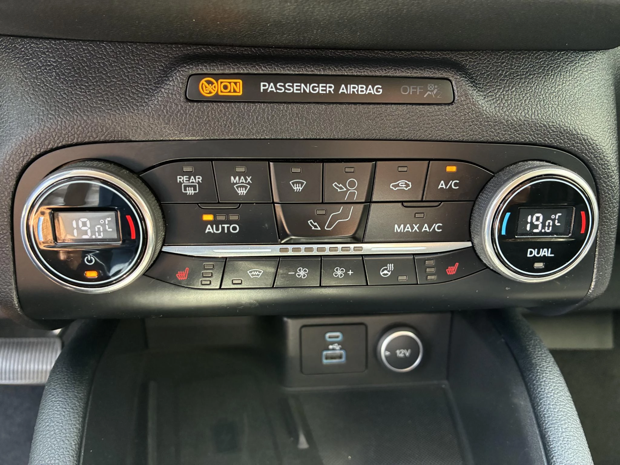 Ford-Kuga-image-17