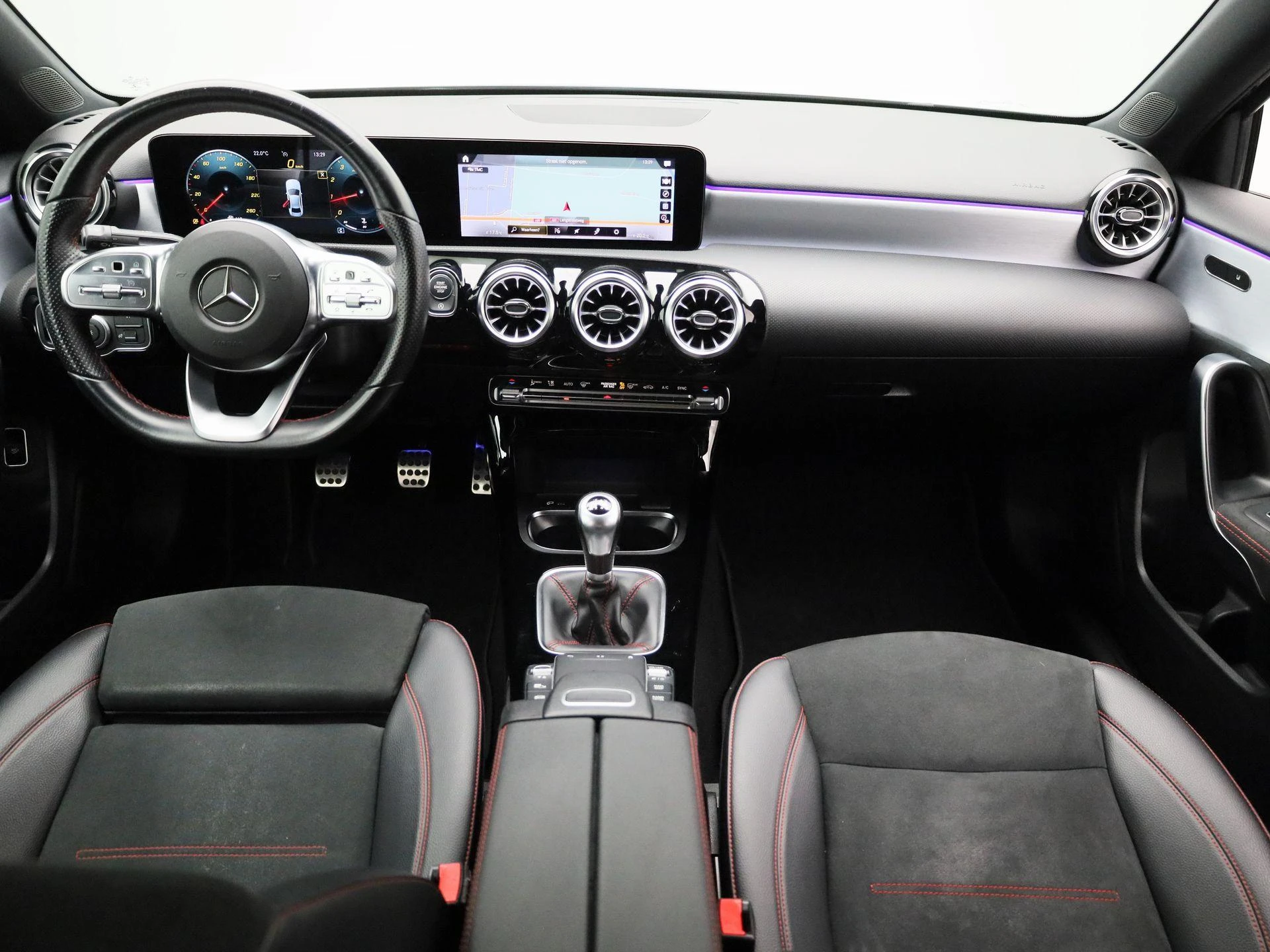 Mercedes-Benz-A-Klasse-image-9