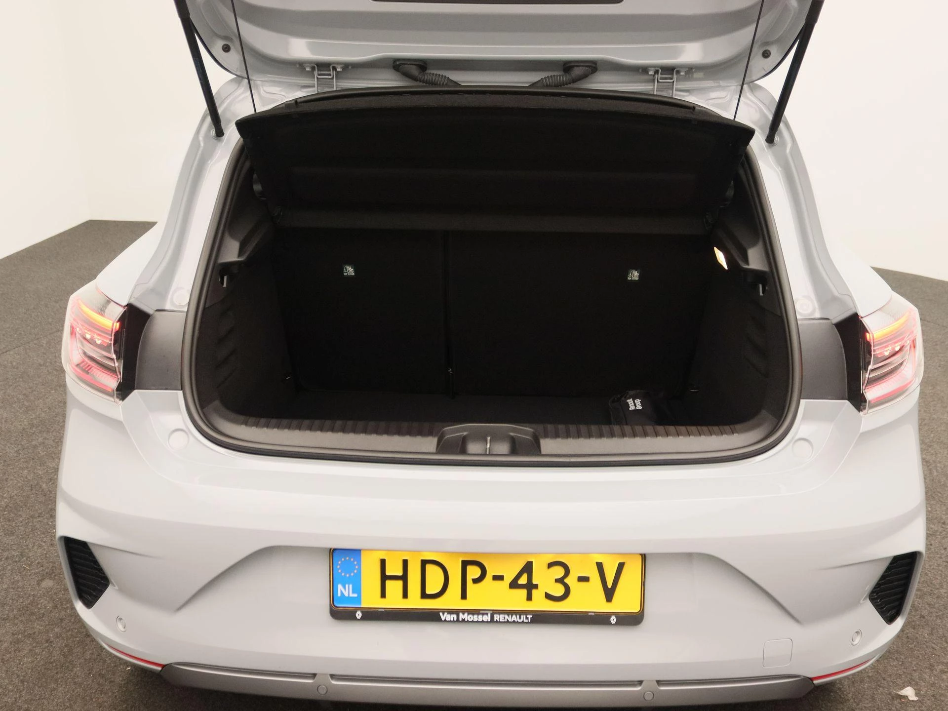 Renault-Clio-image-11