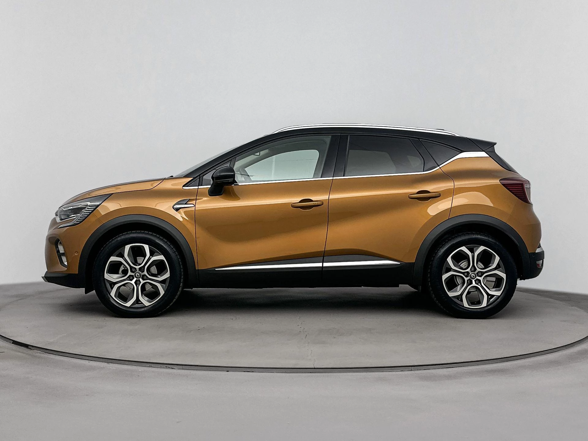 Renault-Captur-image-1
