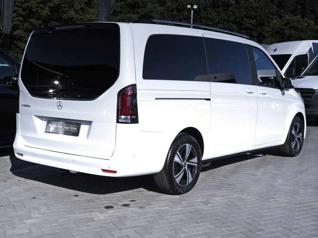 Mercedes-Benz-V-Klasse 220-image-4