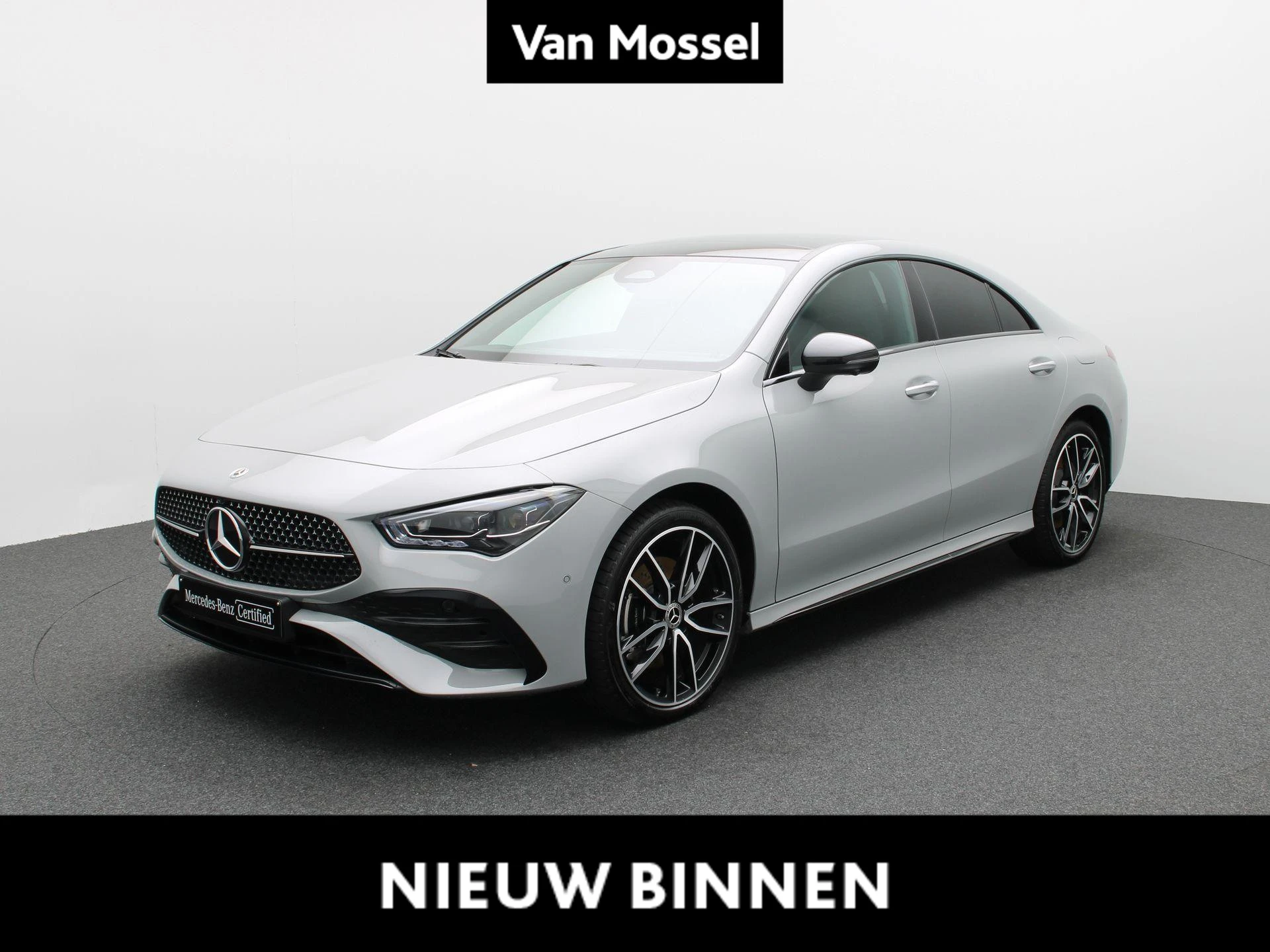 Mercedes-Benz-CLA-image-0