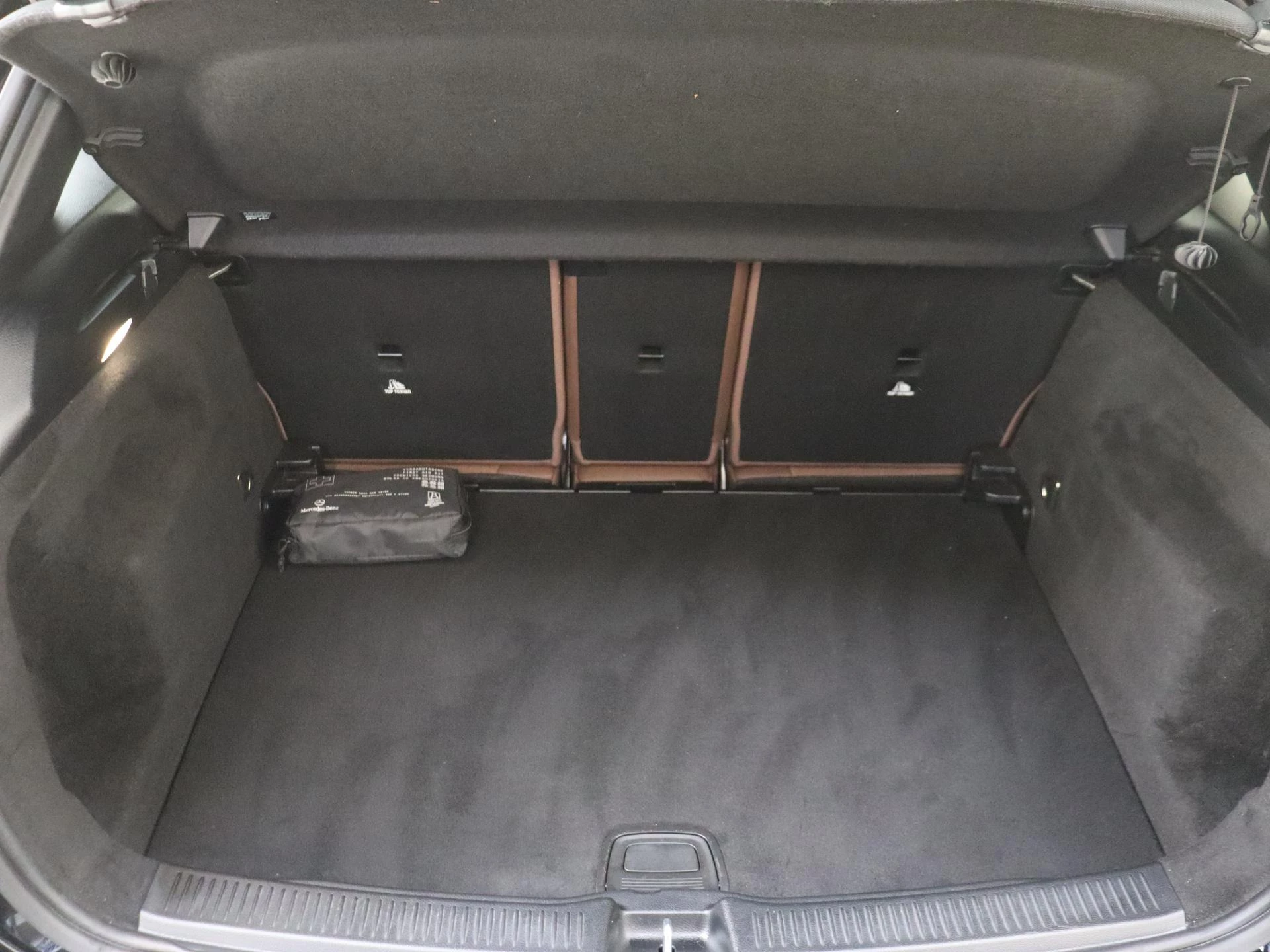Mercedes-Benz B-Klasse 200 AMG Line