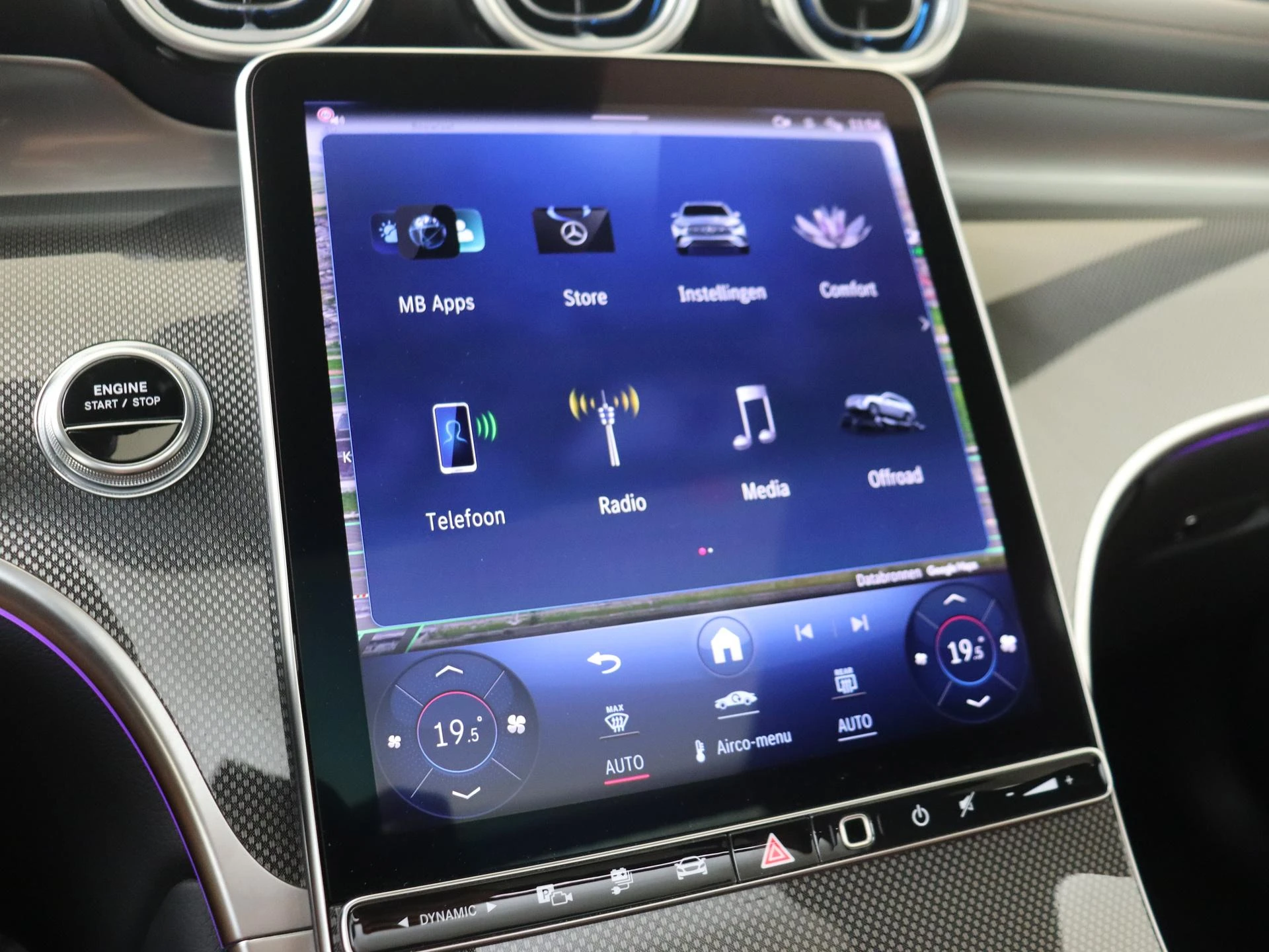 Mercedes-Benz-GLC-image-16