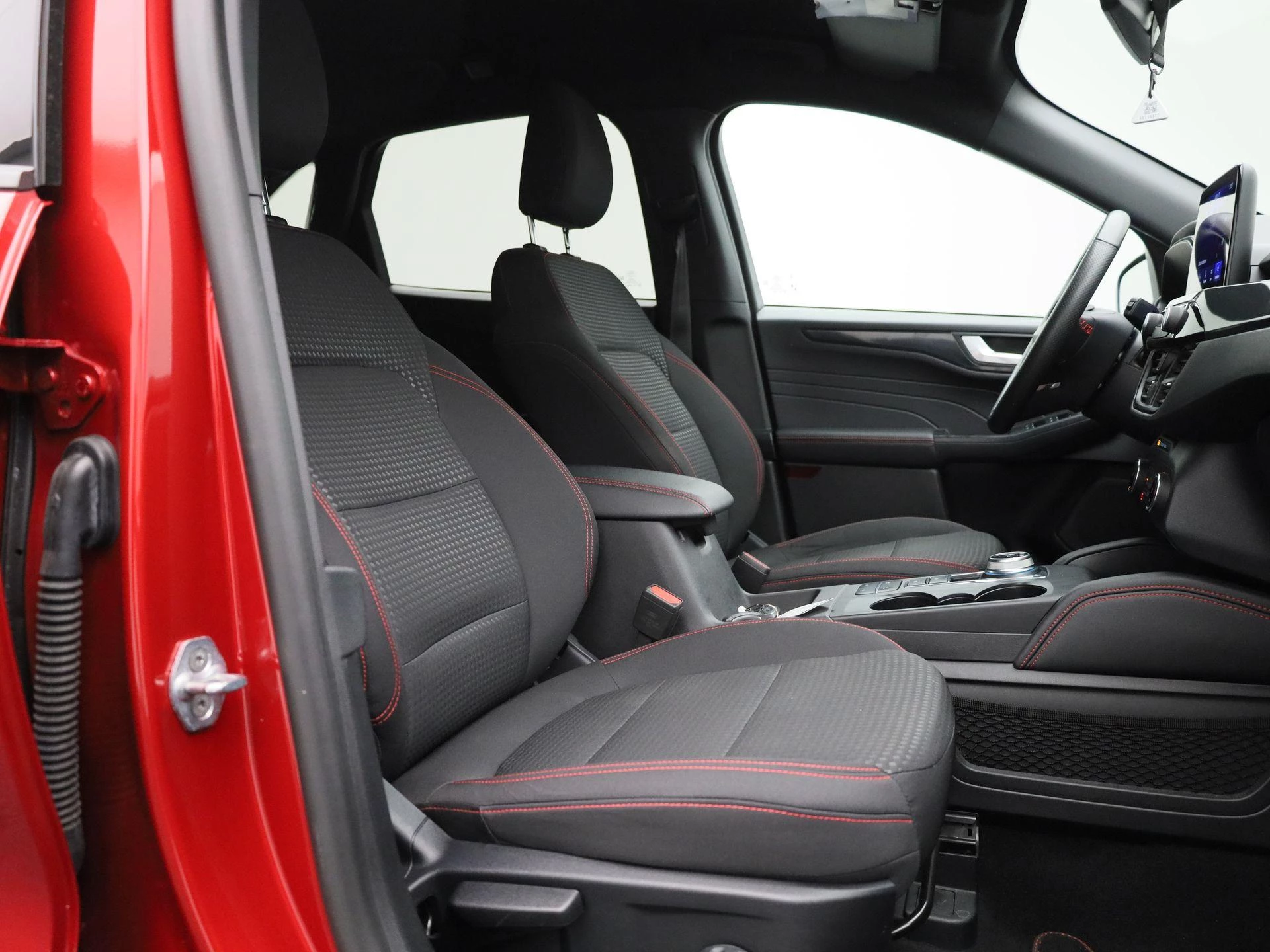 Ford-Kuga-image-33