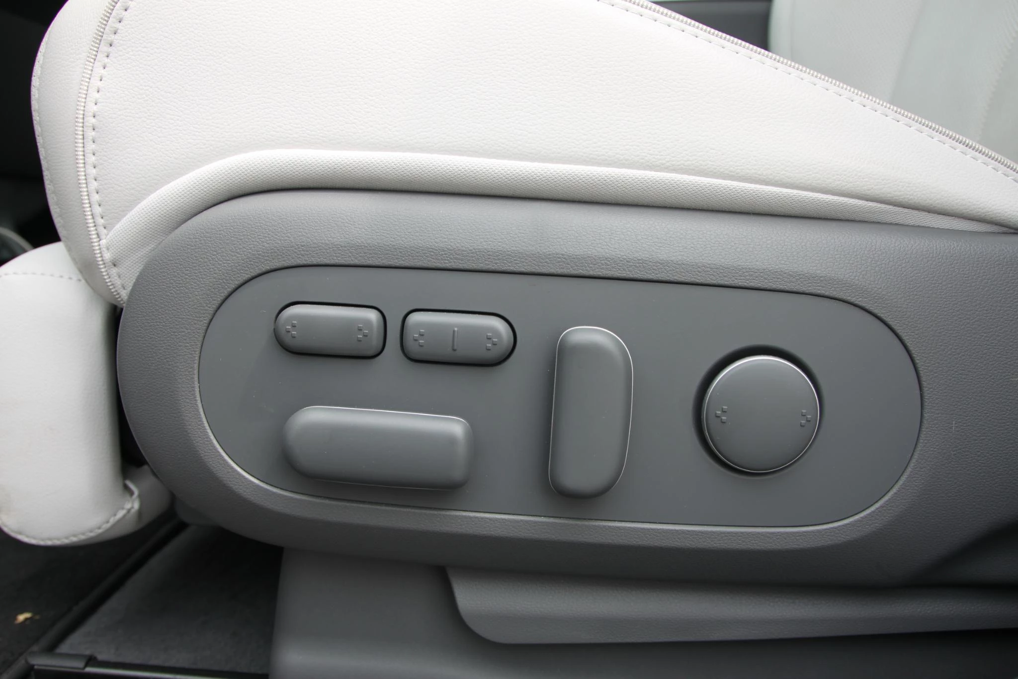 Hyundai-IONIQ 5-image-24