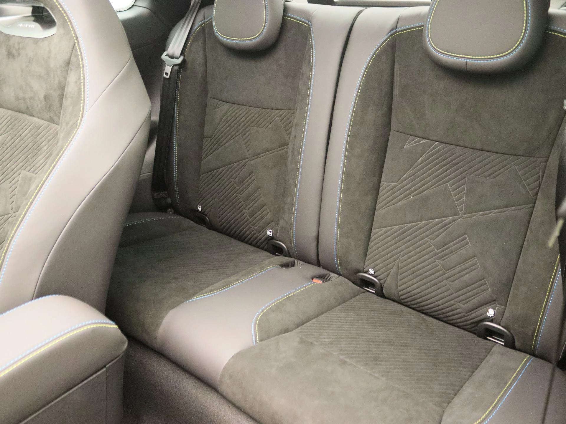 Abarth-500e-image-13