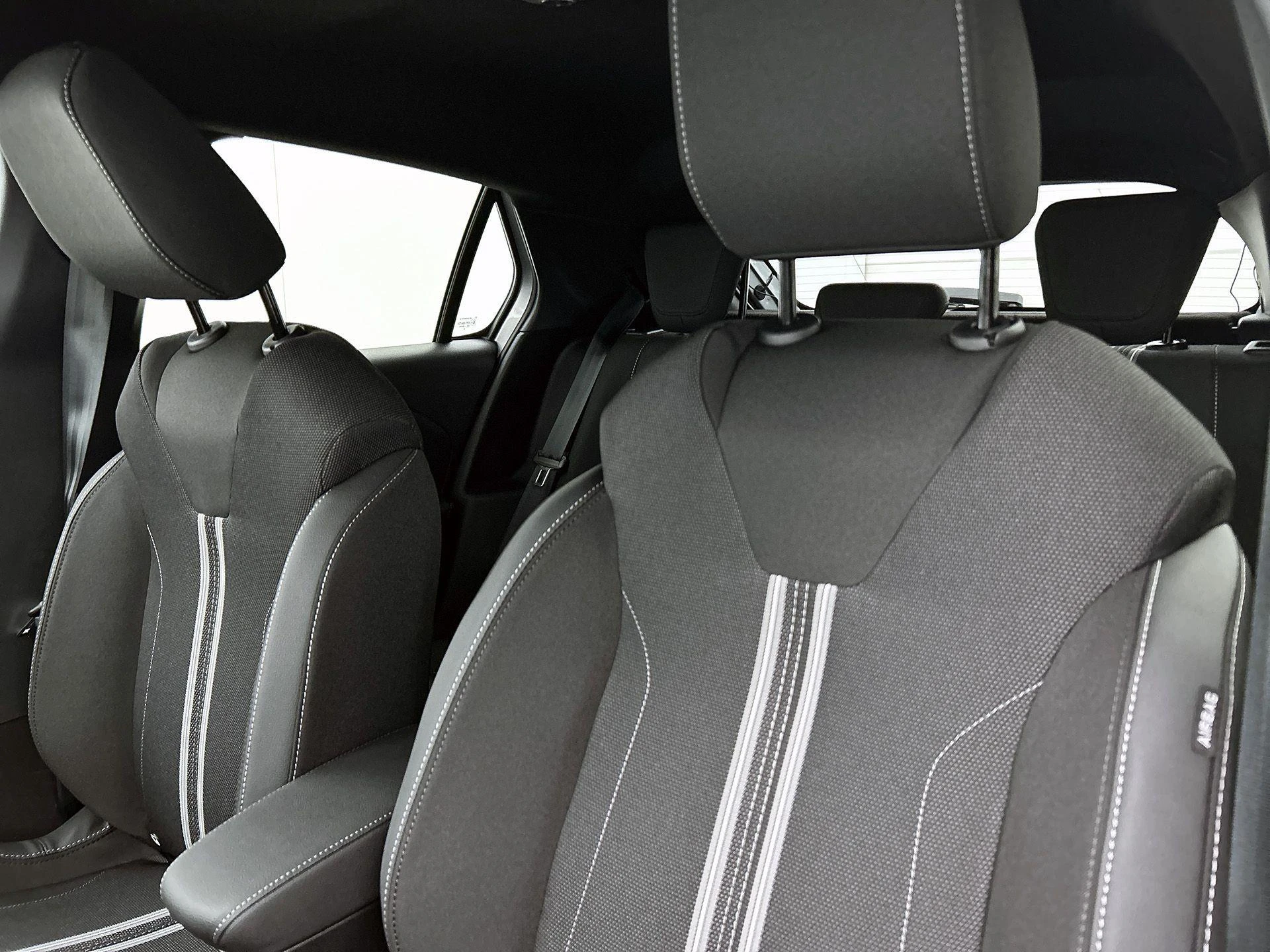 Opel-Corsa-image-12