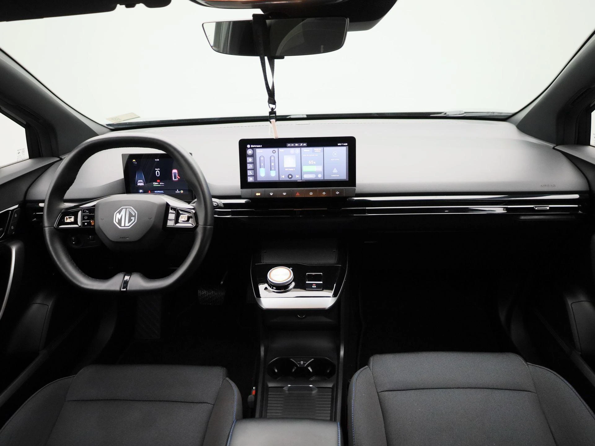 MG-MG4 EV-image-31